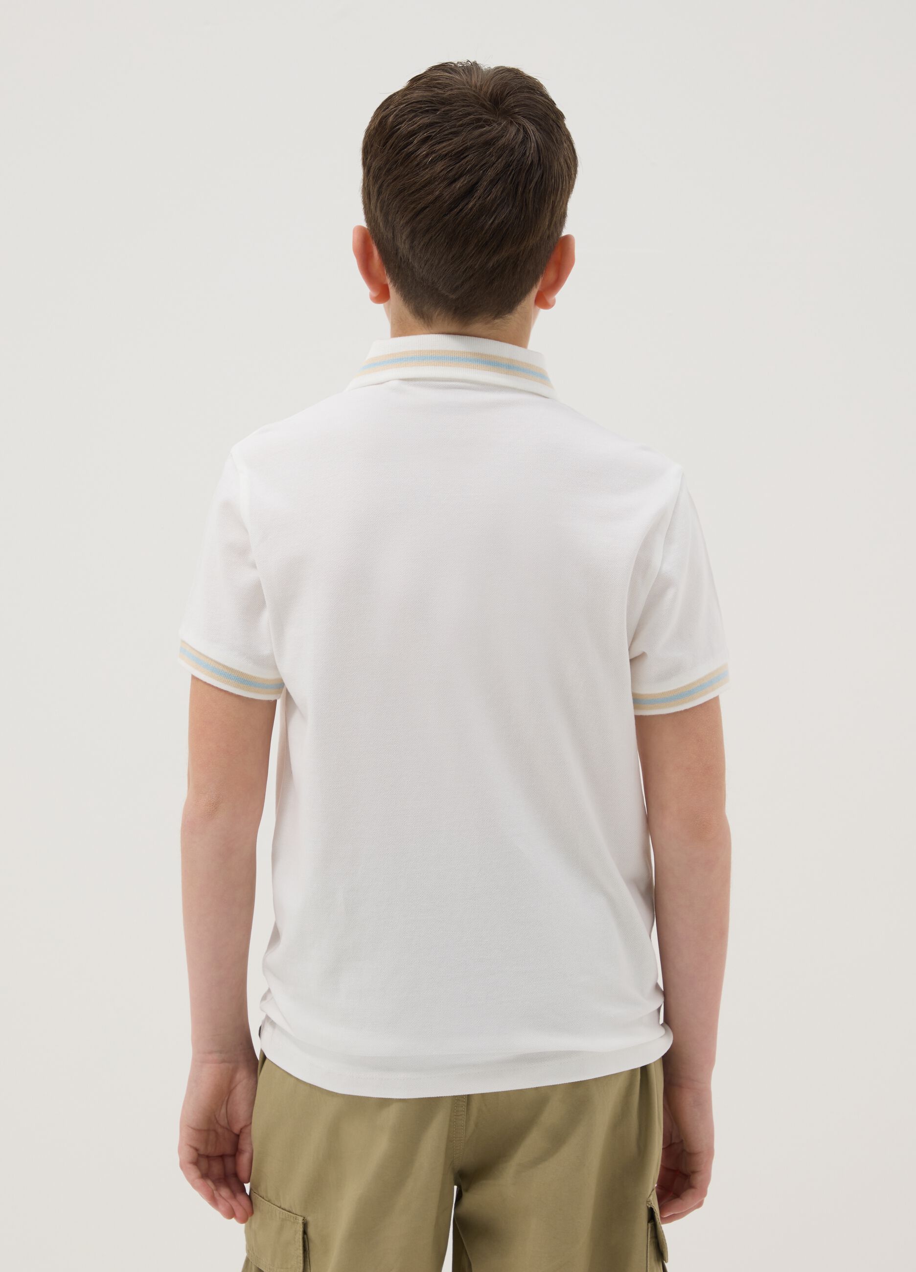 &Alpha;&gamma;ό&rho;&iota; regular fit &lambda;&epsilon;&upsilon;&kappa;ή &pi;ό&lambda;&omicron; &alpha;&pi;ό &kappa;&alpha;&theta;&alpha;&rho;ό &beta;&alpha;&mu;&beta;ά&kappa;&iota;