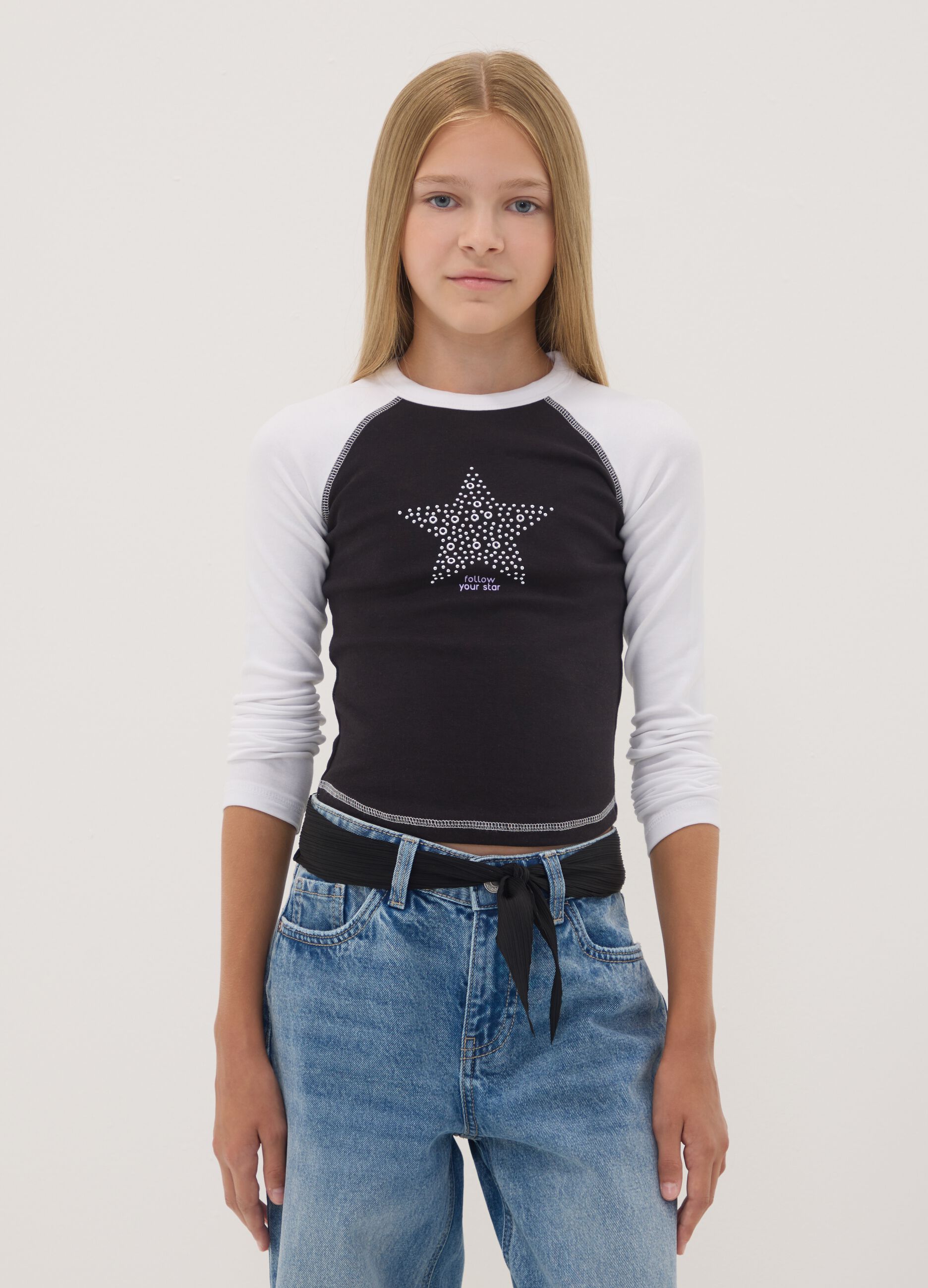 T-shirt blu in cotone elasticizzato con collo a costine