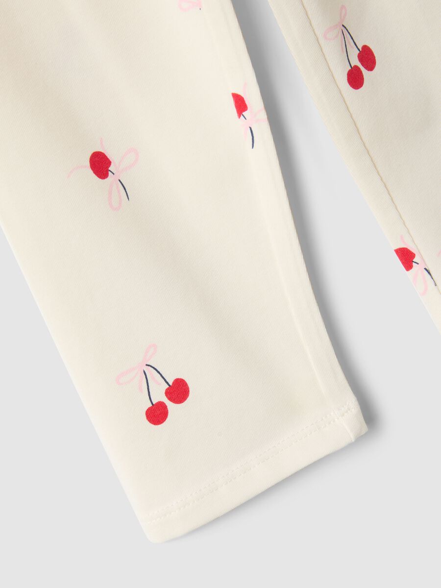 White stretchy cotton slim fit leggings for girls with designs_2