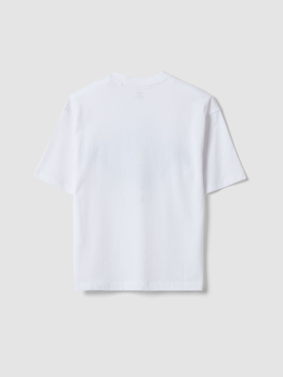 T-shirt branca de algod&atilde;o puro para rapaz, corte oversize, com estampado_4