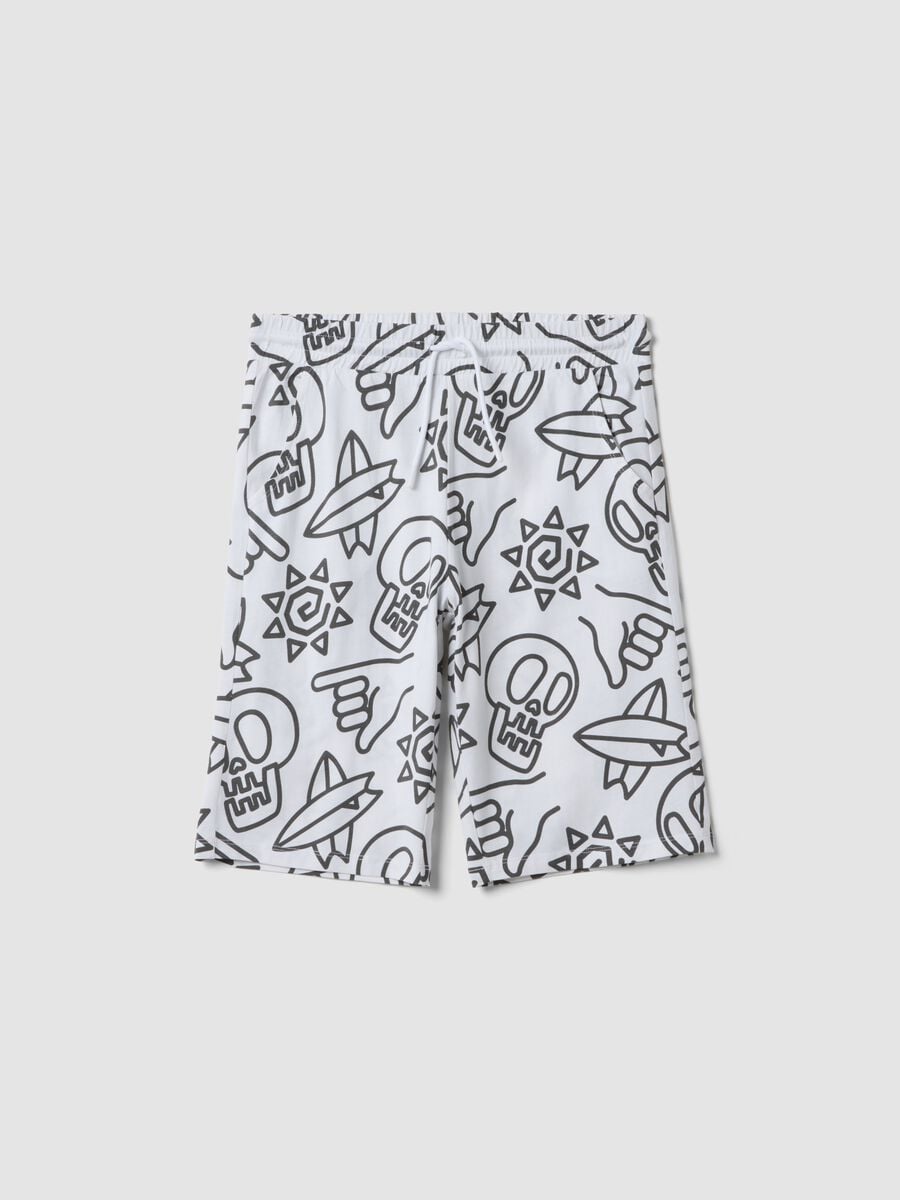 White pure cotton all-over print shorts for boys, regular fit_3
