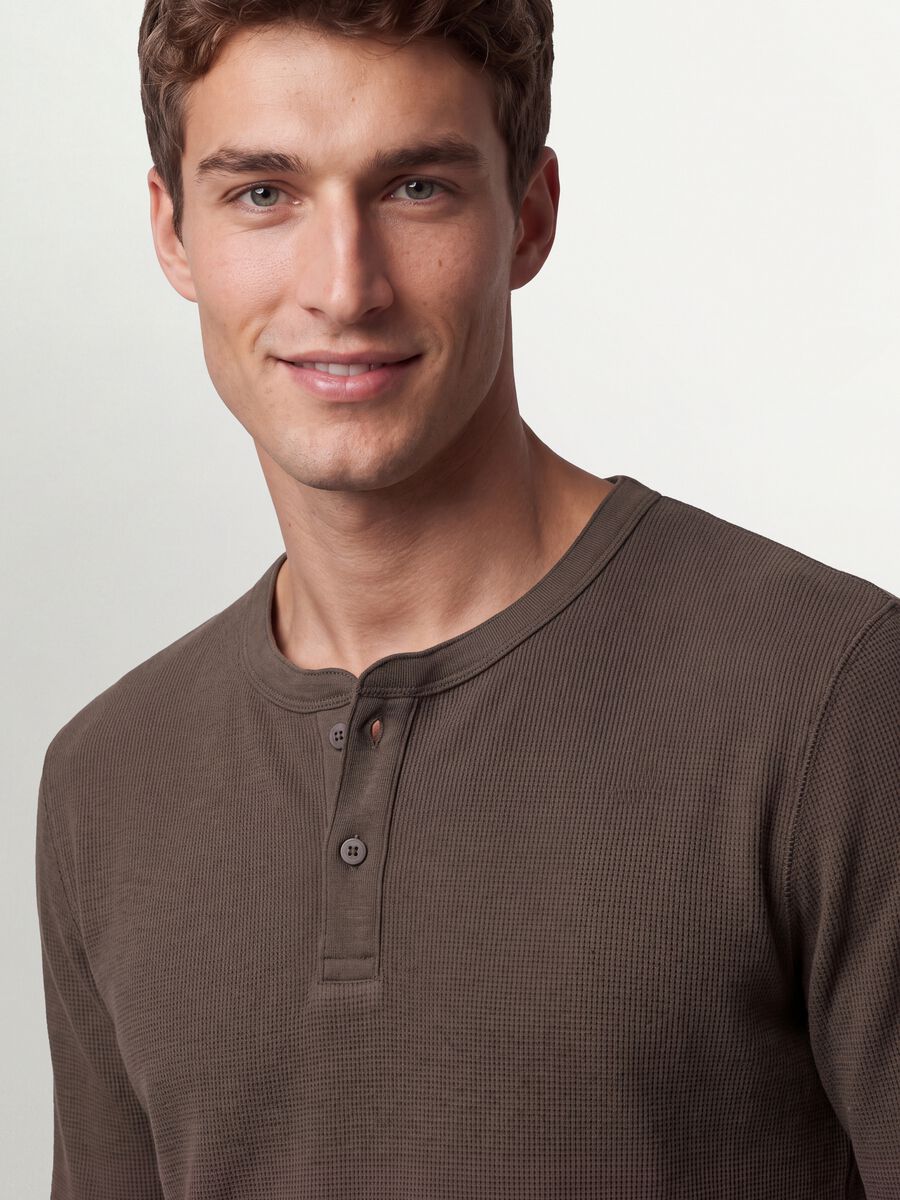 Brown honeycomb viscose-blend regular-fit T-shirt_1