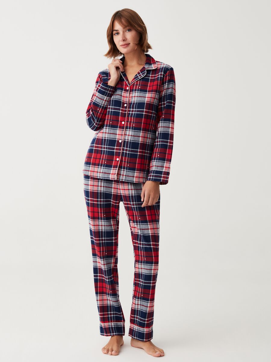 Pijama tartán con estampado de corazones_1
