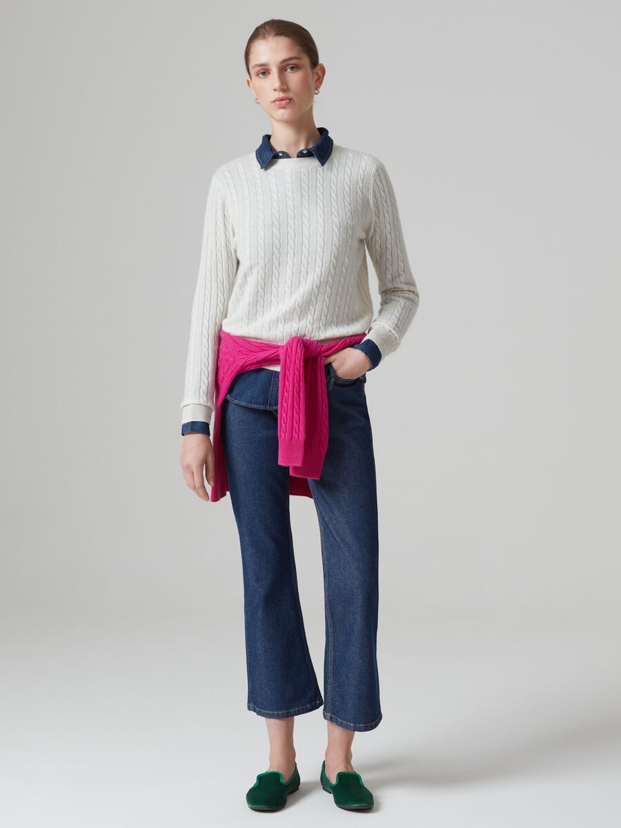 Cashmere pullover with cable-knit design_1