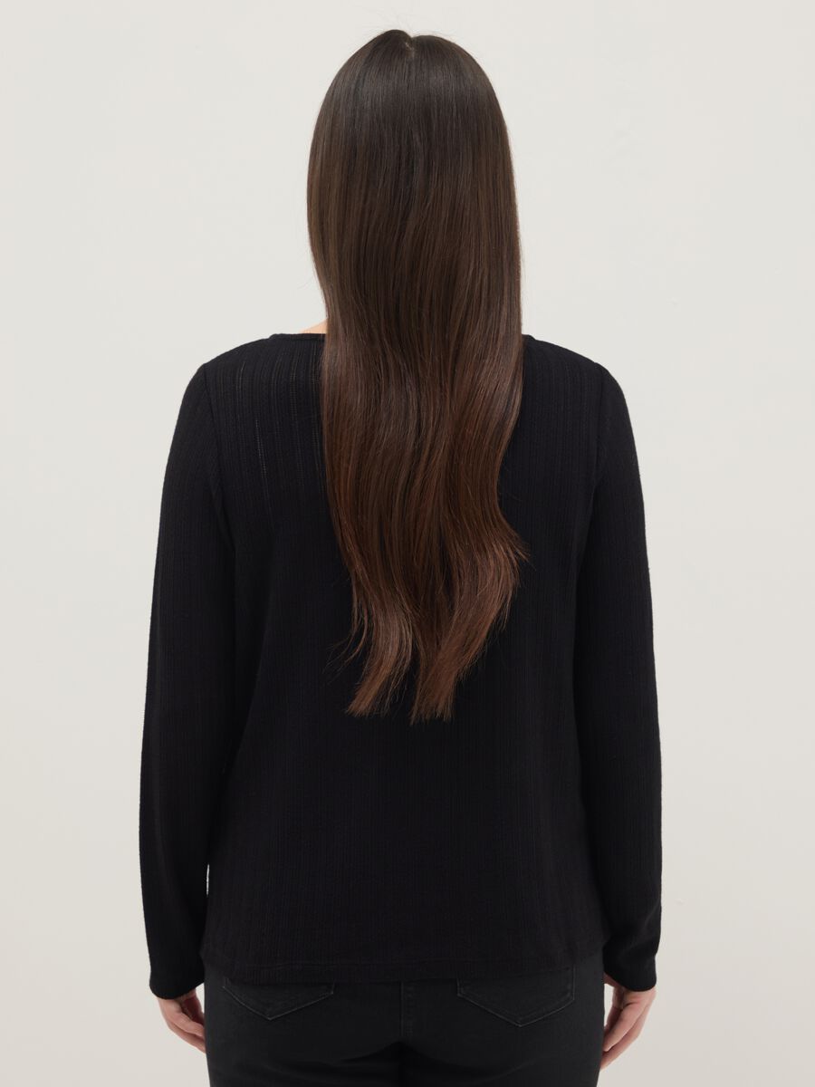 Black regular fit long sleeve t-shirt with boat neckline_2