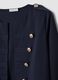 Casaco azul cropped em algod&atilde;o el&aacute;stico com bot&otilde;es decorativos, corte regular_5