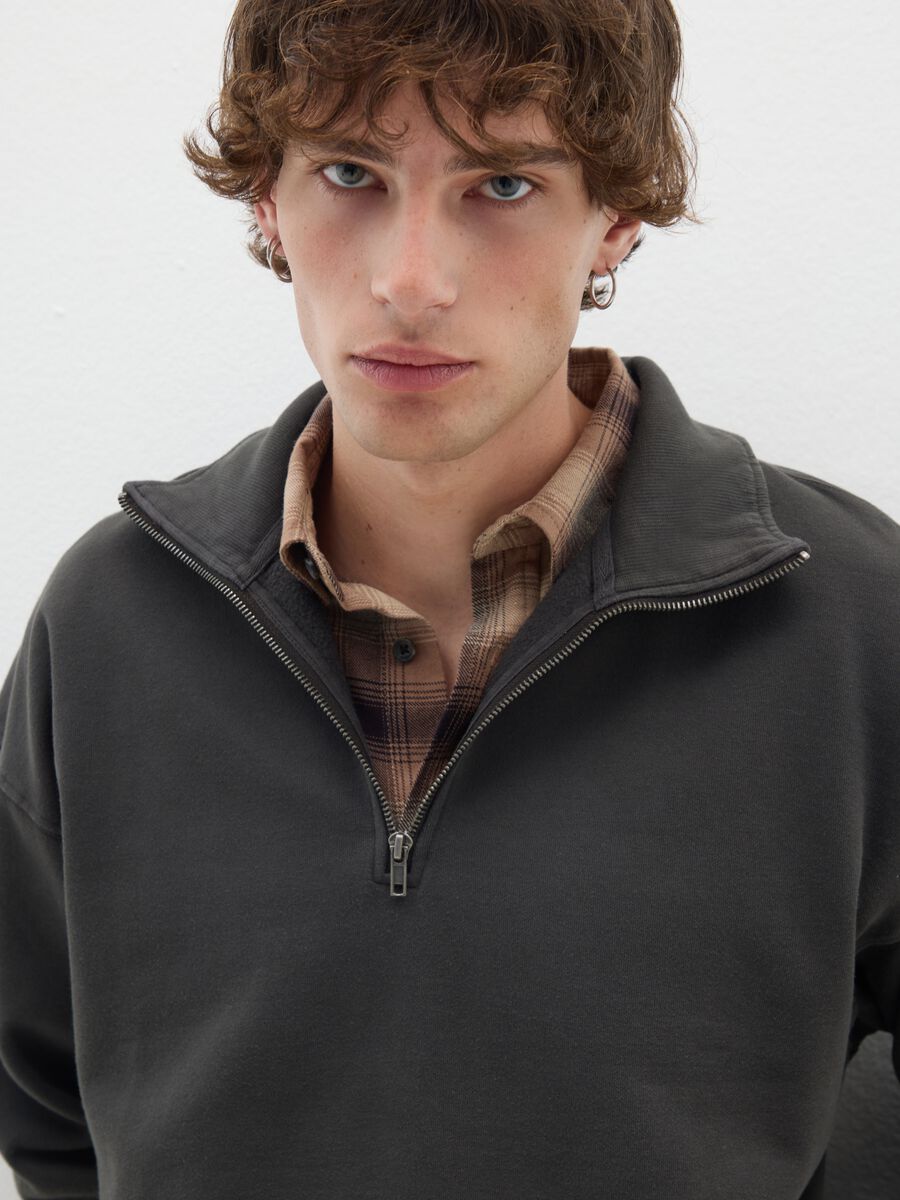 &Mu;&alpha;ύ&rho;&omicron; &phi;&omicron;ύ&tau;&epsilon;&rho; &kappa;&alpha;&theta;&alpha;&rho;&omicron;ύ &beta;&alpha;&mu;&beta;&alpha;&kappa;&iota;&omicron;ύ &kappa;&alpha;&nu;&omicron;&nu;&iota;&kappa;ή &epsilon;&phi;&alpha;&rho;&mu;&omicron;&gamma;ή_0