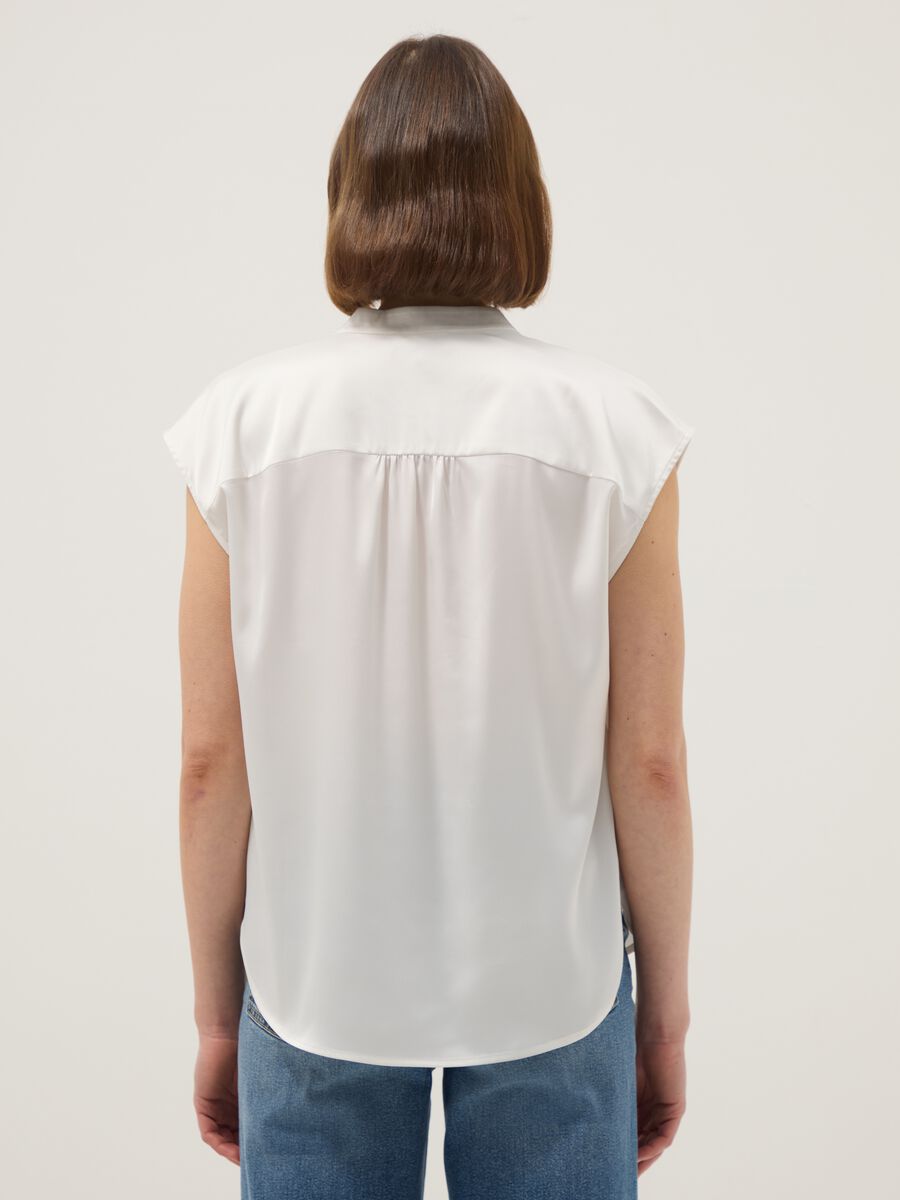 White short sleeve blouse regular fit with mandarin collar_3