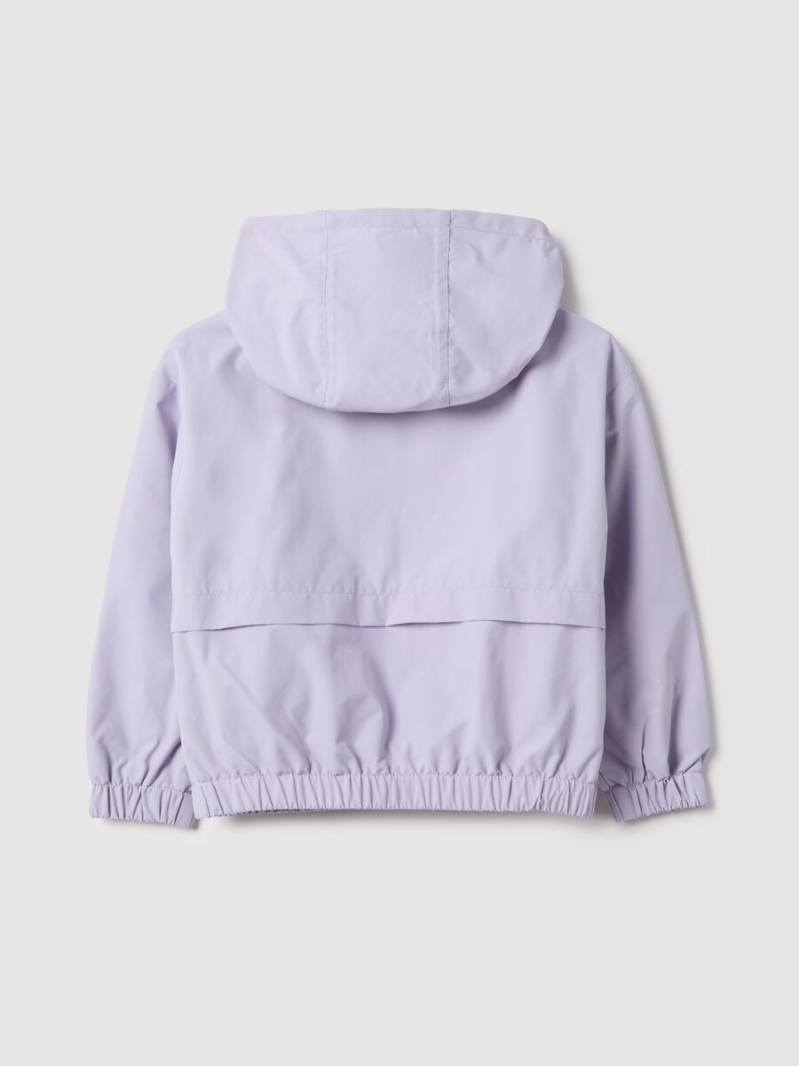 Giacca impermeabile viola regular fit con cappuccio per bambina_1