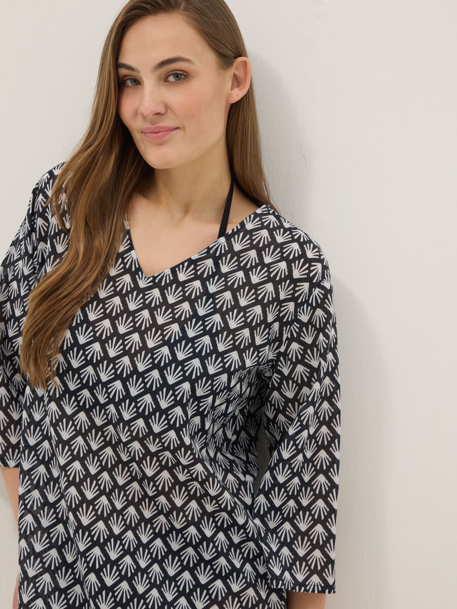 Multicolour Strandkleid aus reiner Baumwolle im Regular Fit mit V-Ausschnitt_0