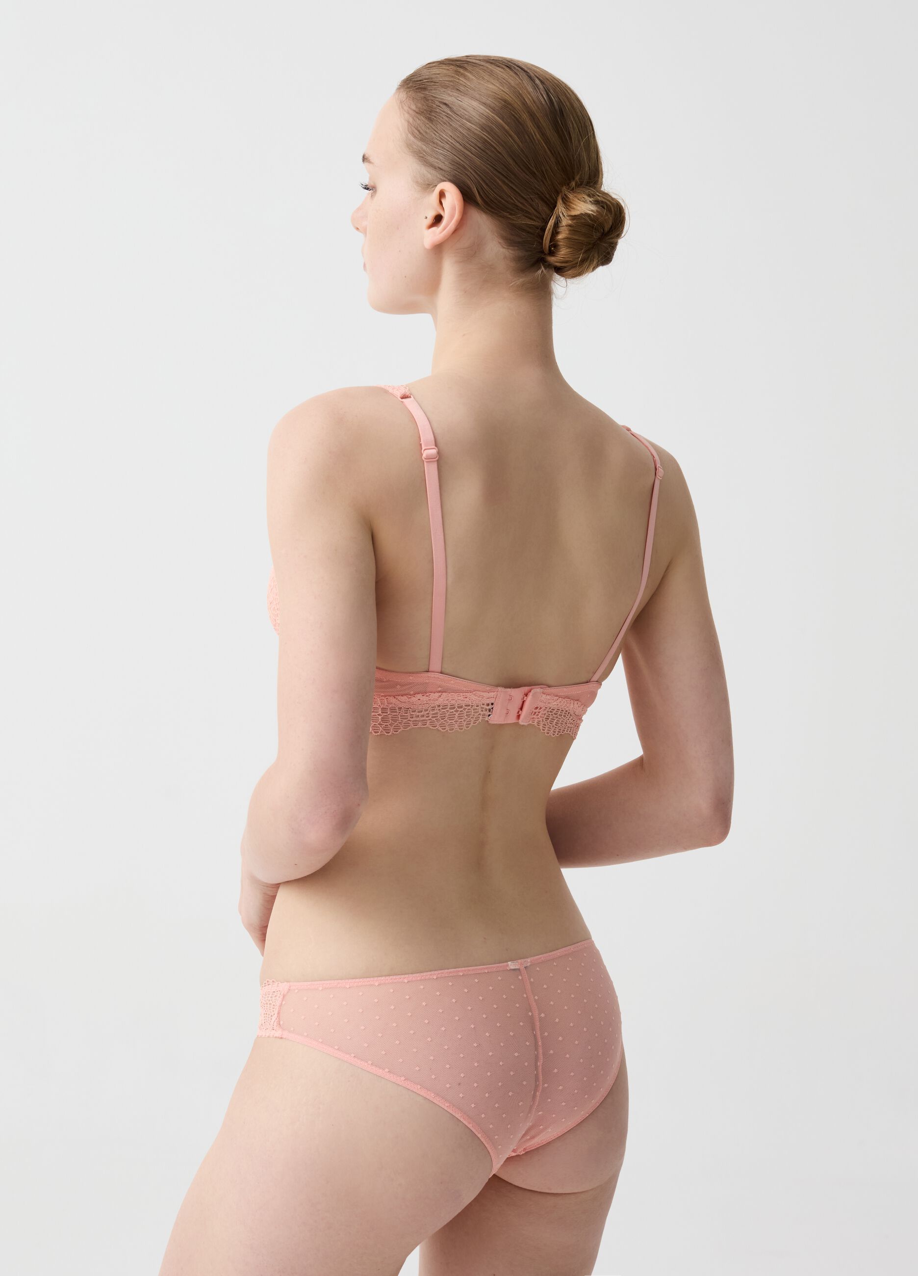 Brazilian-cut briefs in floral lace and plumetis tulle
