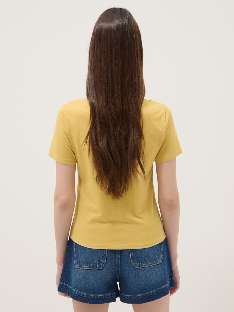 Camiseta amarilla de algod&oacute;n puro de manga corta_3