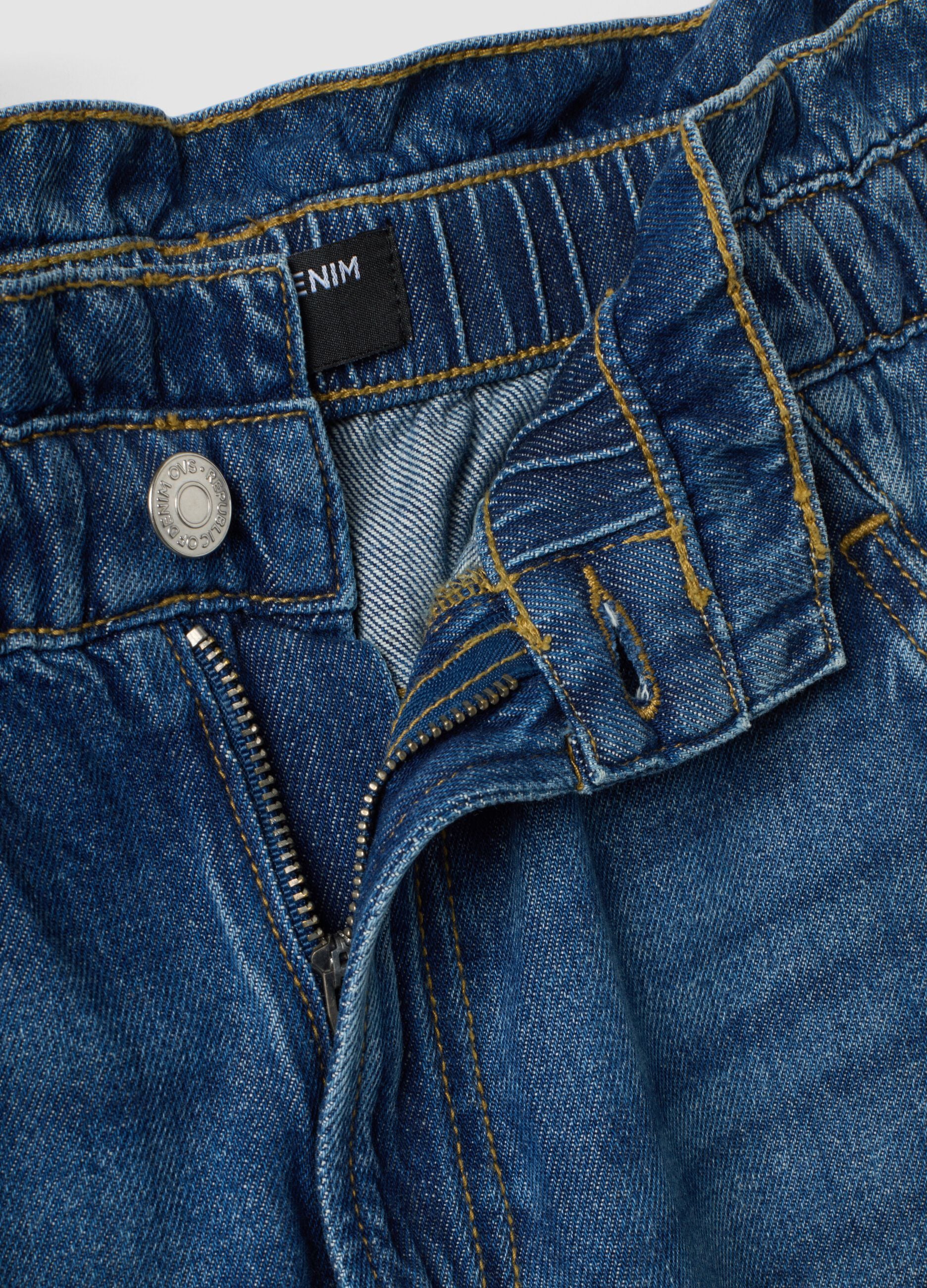 Jeans denim blu in puro cotone con vita paperbag baggy fit