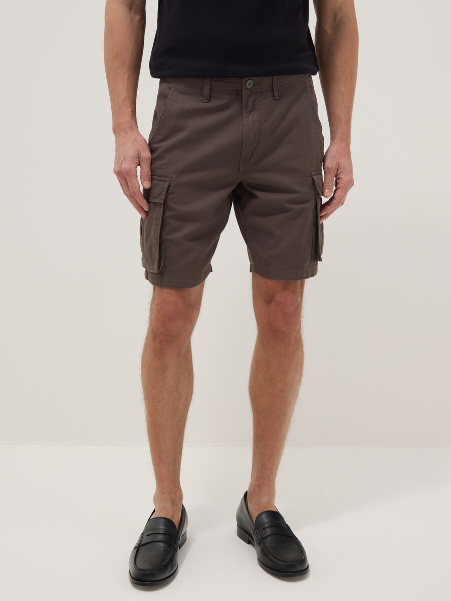 Brown pure cotton regular-fit cargo Bermuda shorts_2