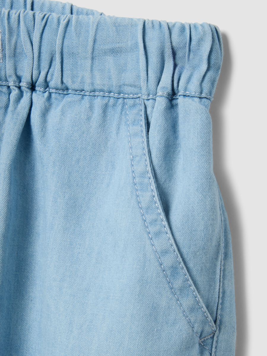 Hellblaue Denim-Shorts aus reiner Baumwolle f&uuml;r M&auml;dchen, Regular Fit_2