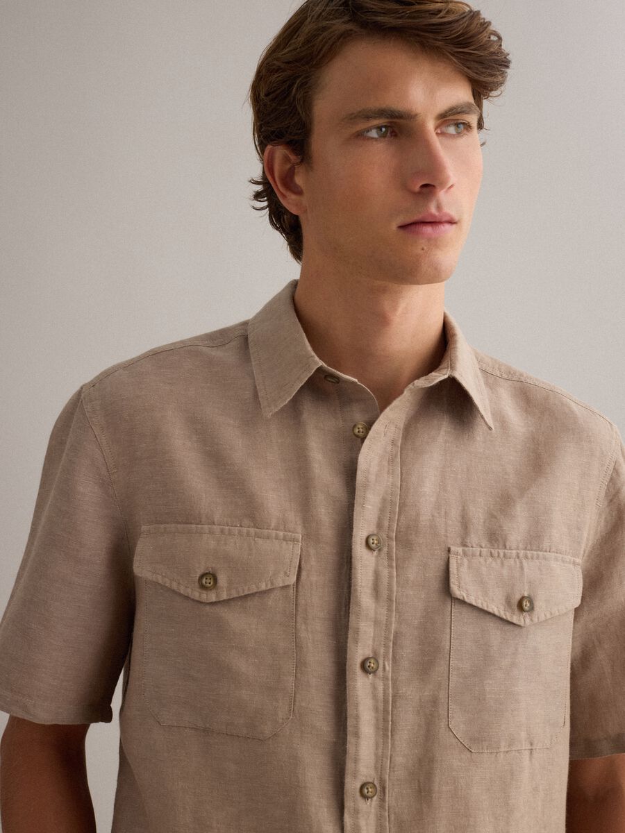 Beiges regul&auml;res Hemd aus Leinen-Baumwoll-Mischung_2