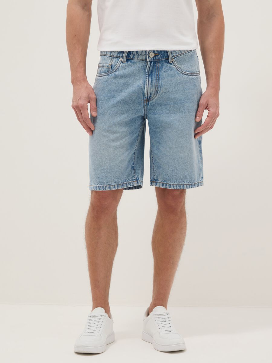 Light blue denim Bermuda shorts in pure cotton, regular fit_1