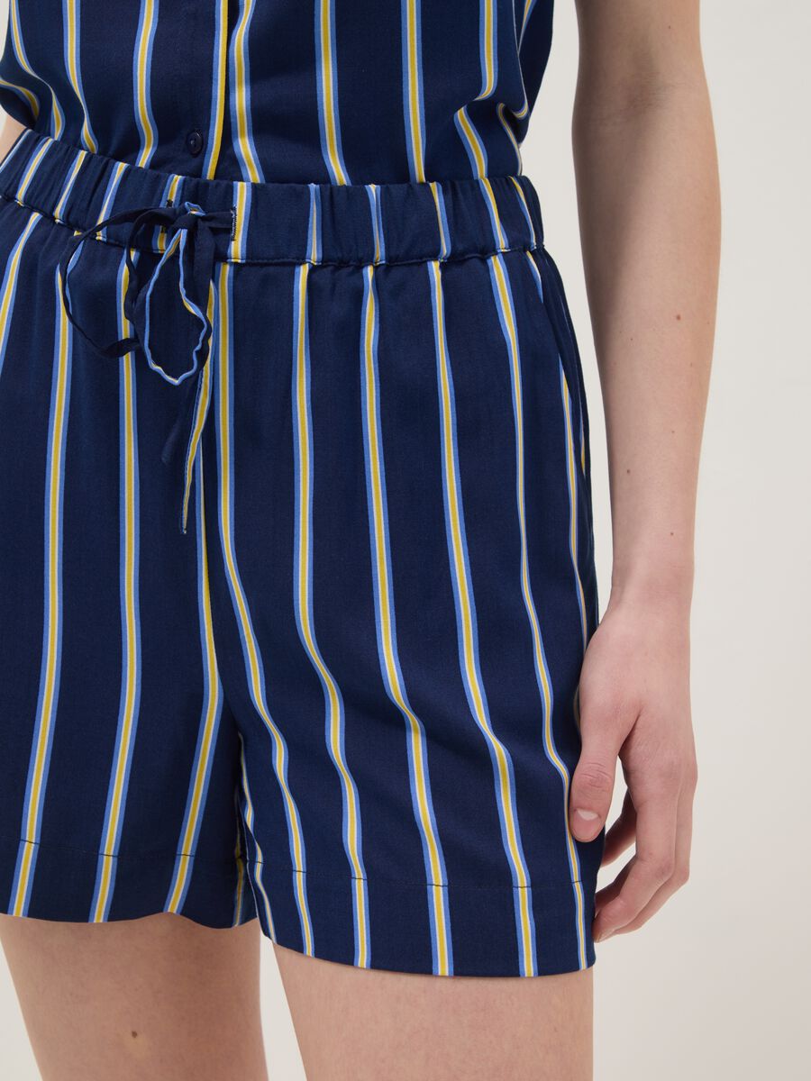 Blue striped pure viscose shorts_3