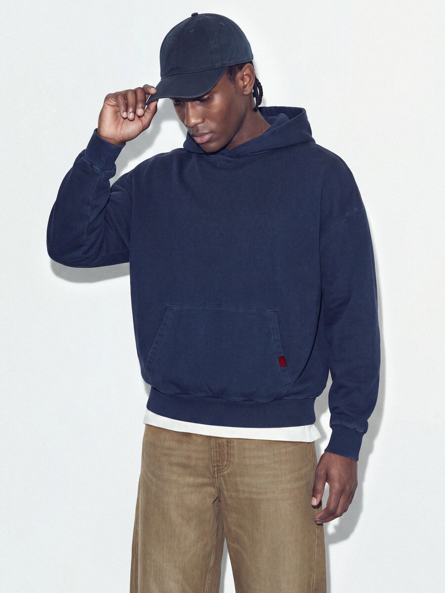 Felpa blu in puro cotone con cappuccio over fit_1