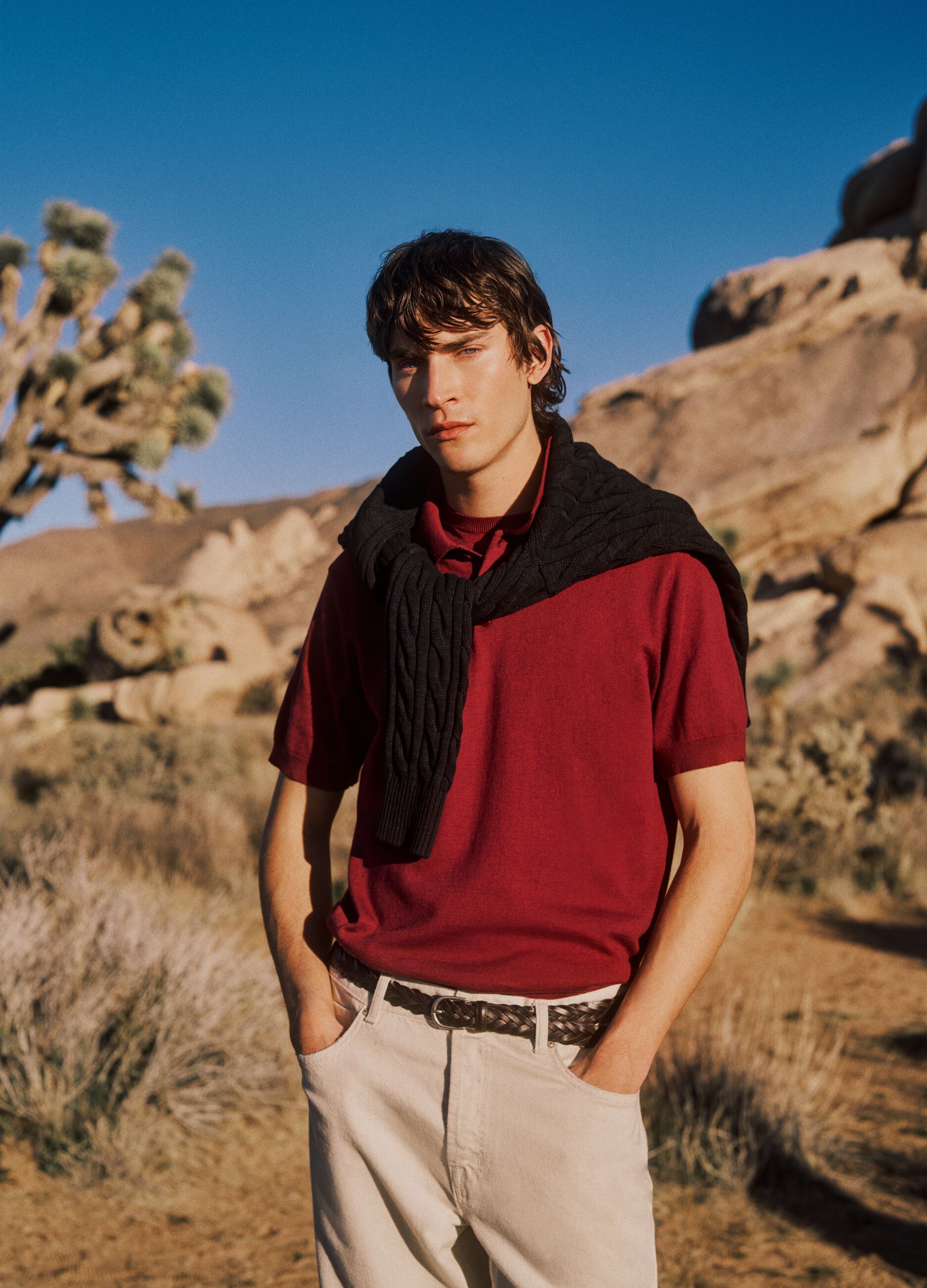 Polo rojo regular fit en mezcla de algod&oacute;n, lino y seda