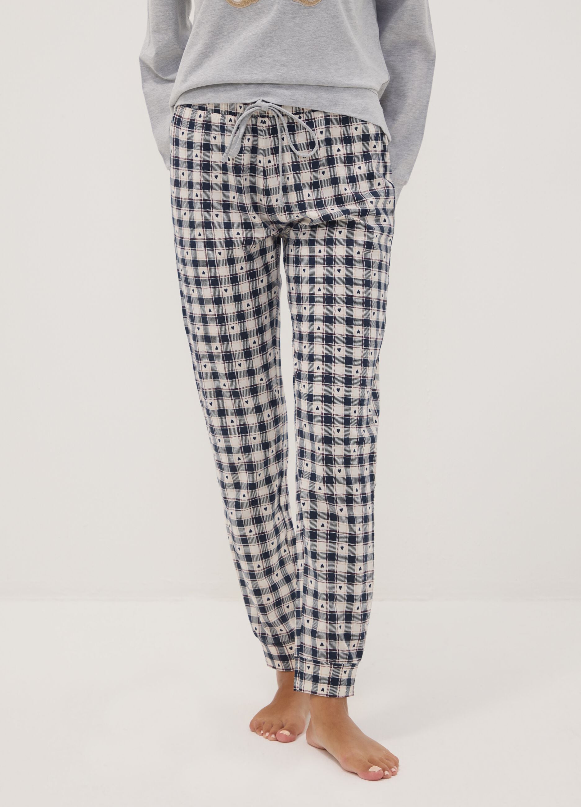 Grey marl pyjamas in organic cotton and viscose blend with crew neck