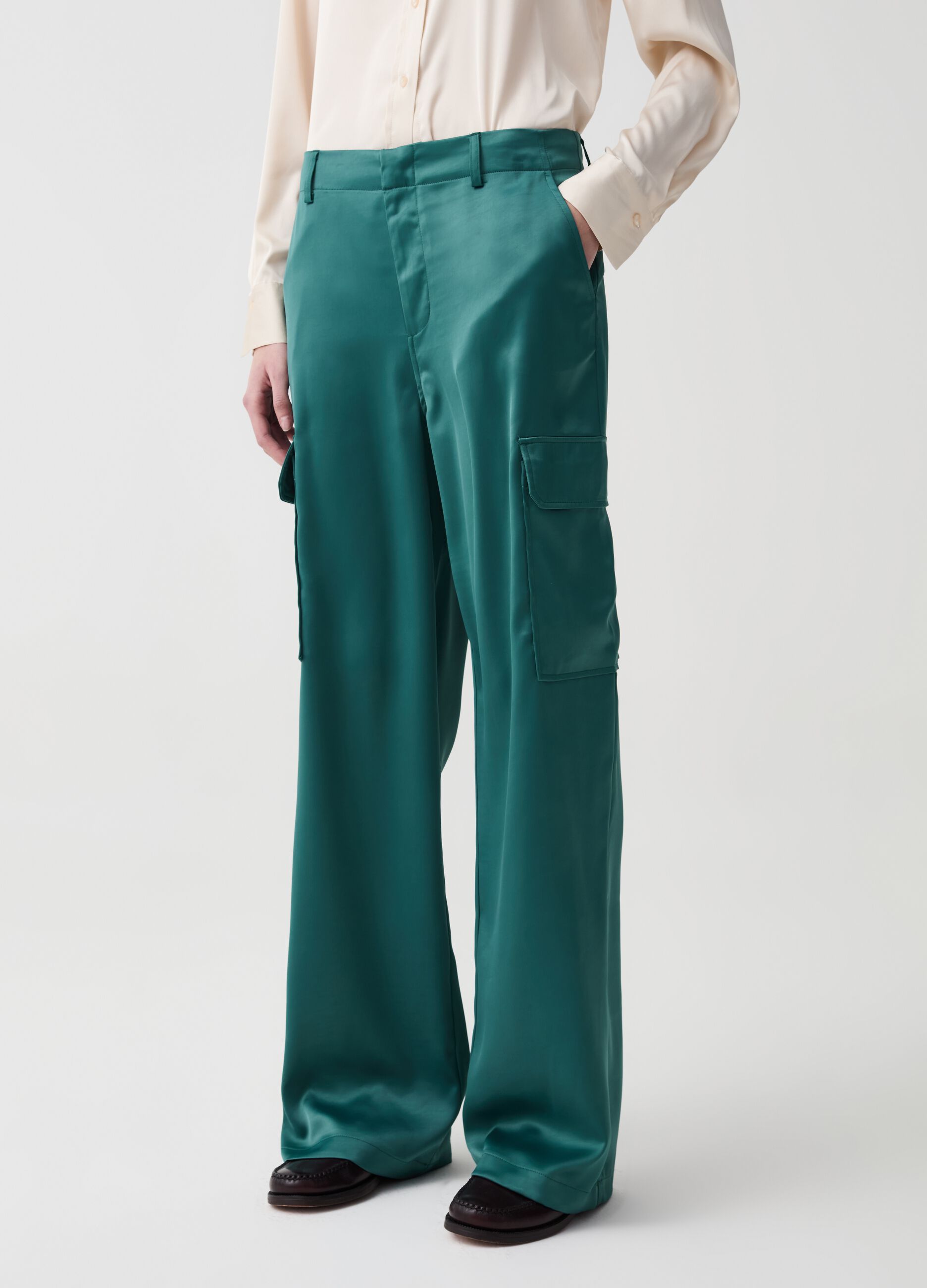 Cargo trousers in satin