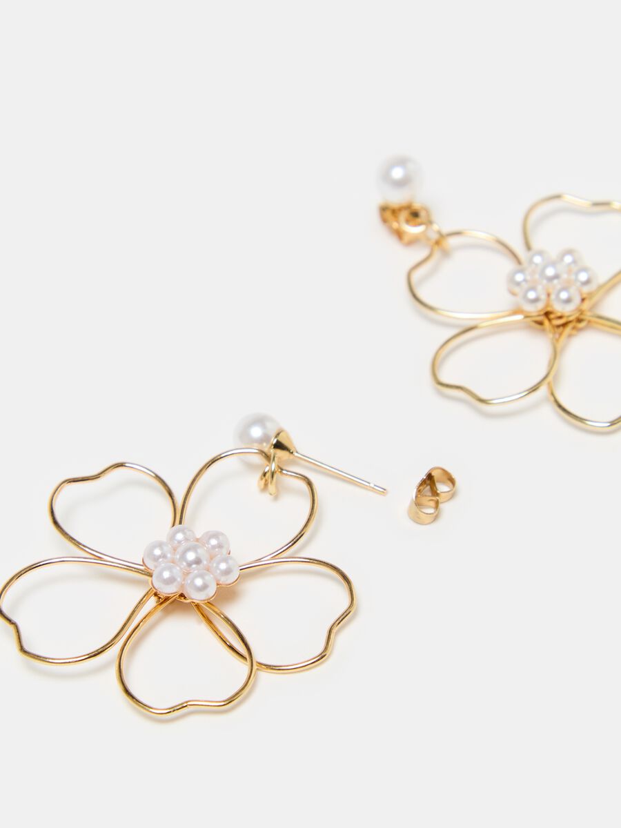 Flower earrings with pearls_2