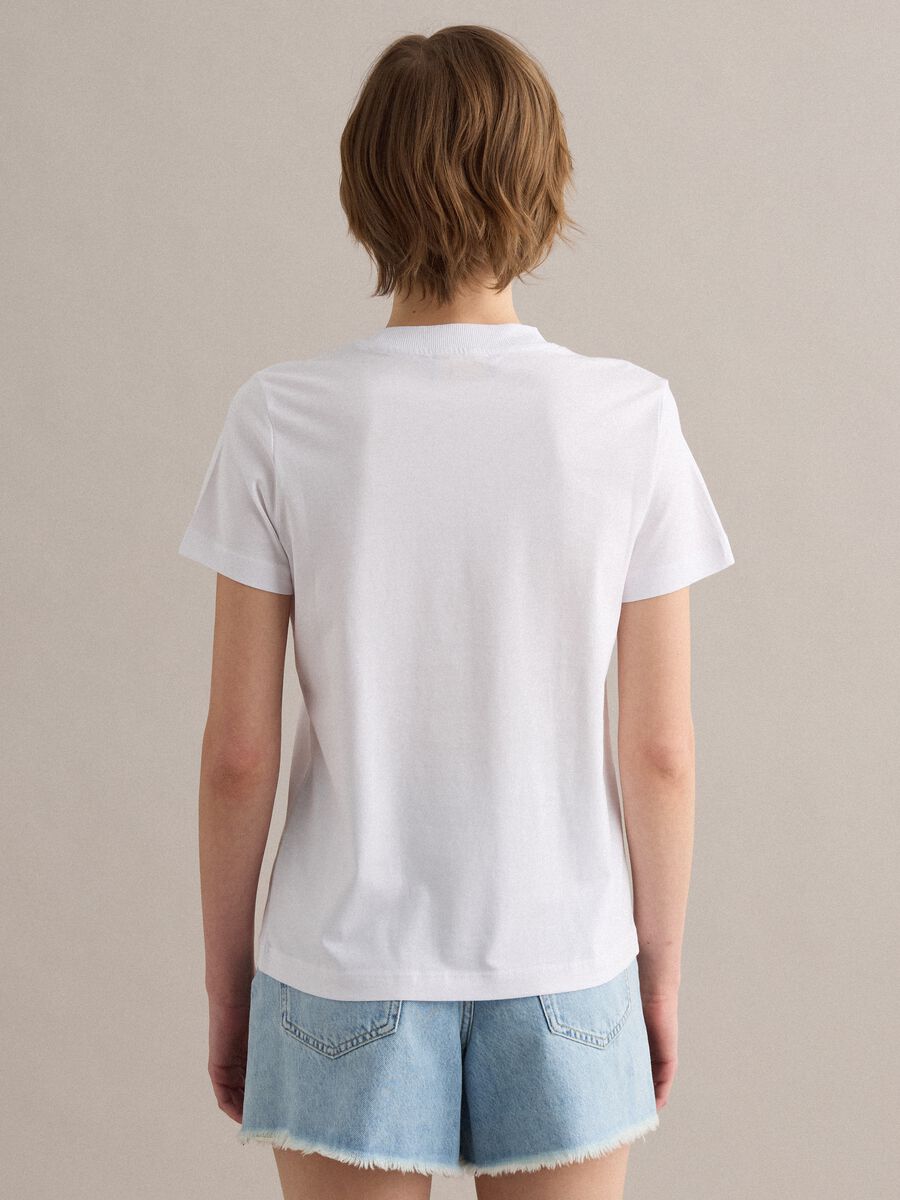 White short-sleeve regular-fit Supima cotton T-shirt_3