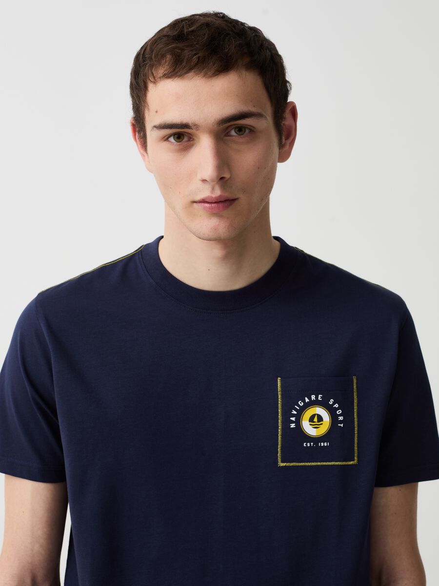 T-shirt con tasca stampa Navigare Sport_1