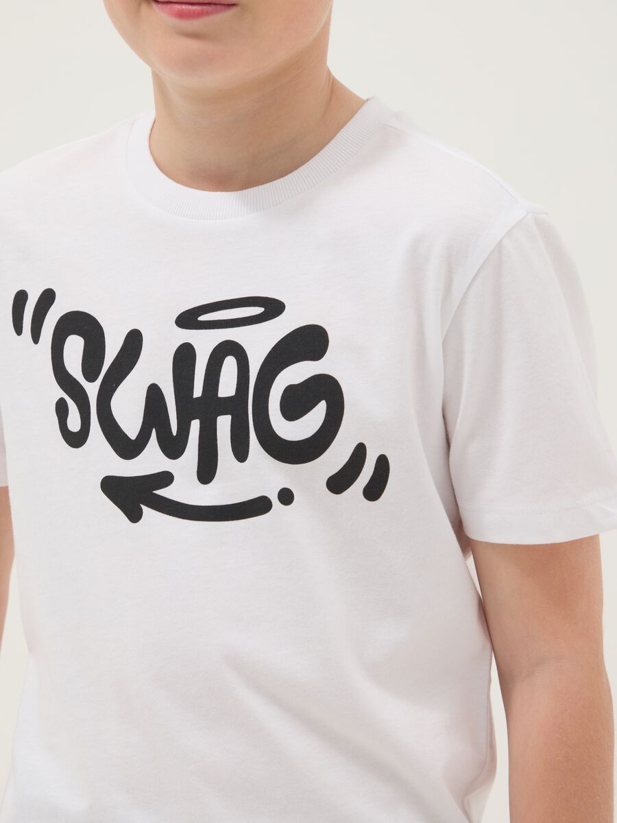 Boys' white pure cotton T-shirt regular fit with Swag print_2