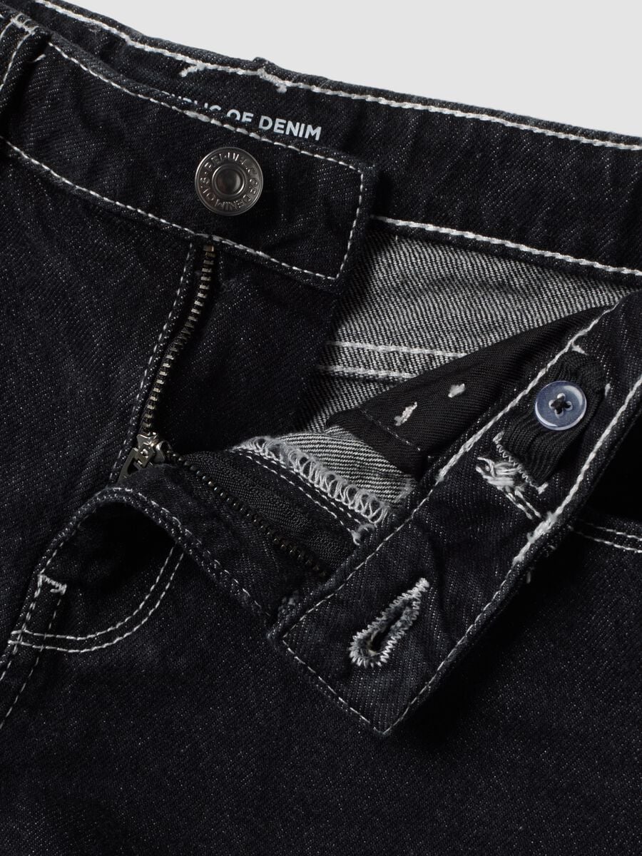 Girls&rsquo; black pure cotton denim shorts with star embroidery_2