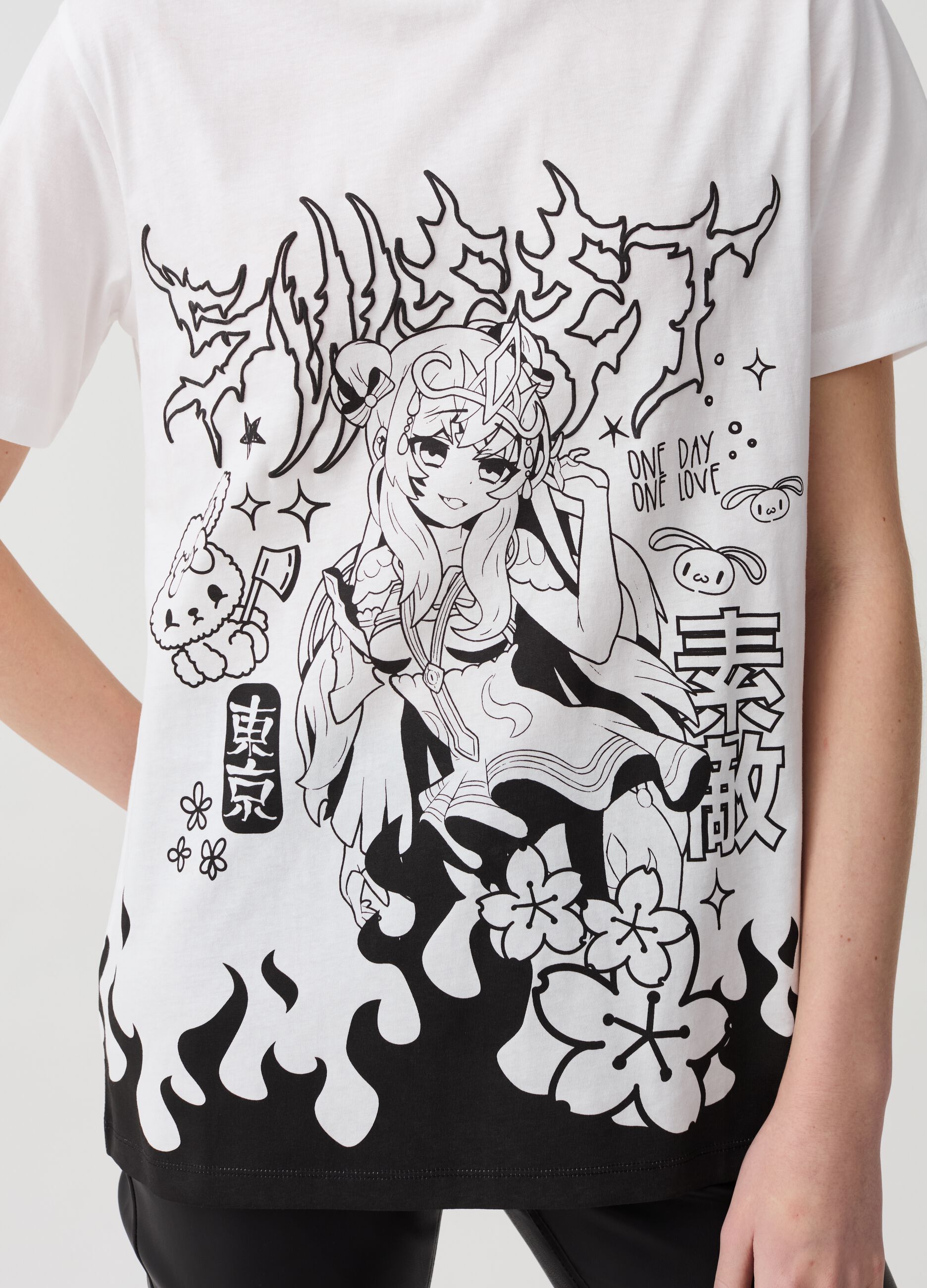 T-shirt with Japanese manga print