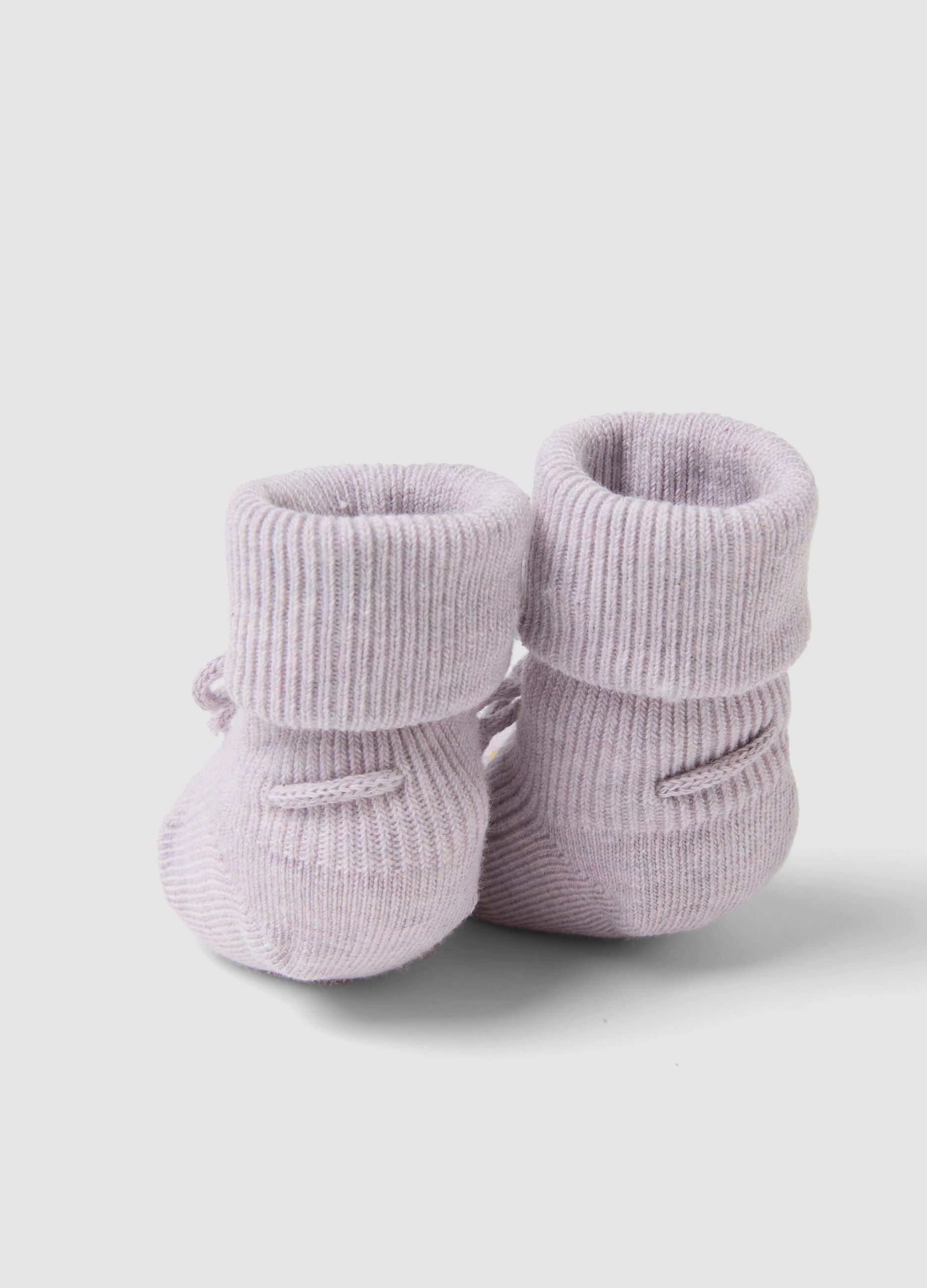 Botinhas rosa em malha de algod&atilde;o org&acirc;nico para beb&eacute; menina