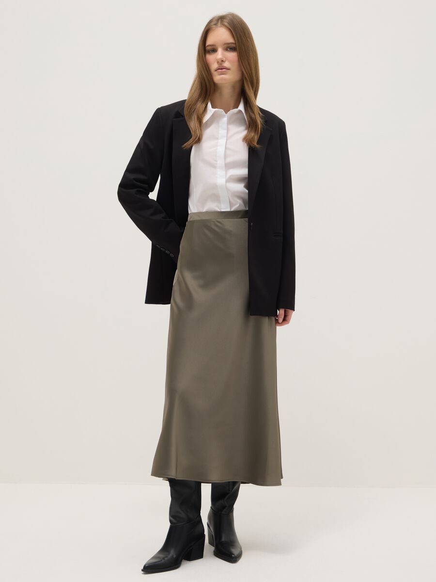Grey satin skirt with regular fit and elastic waist_0