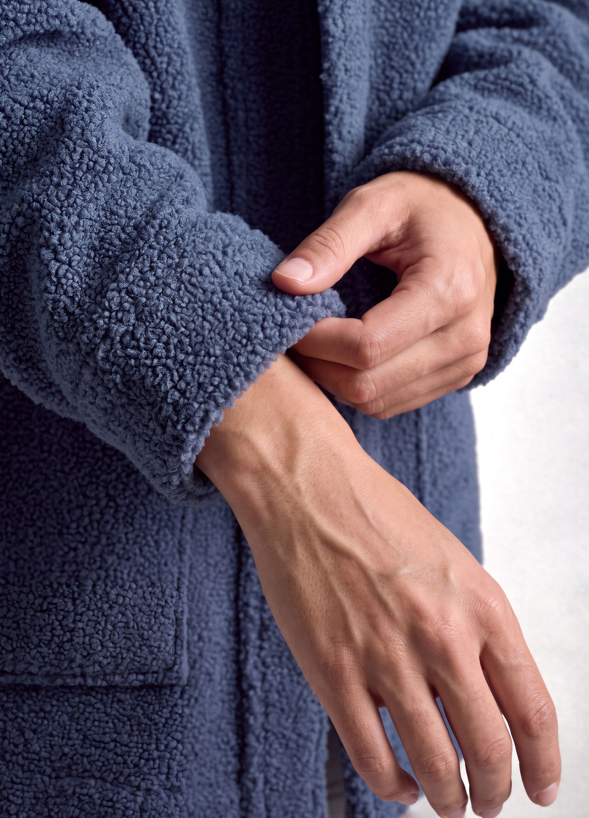 Blue sherpa shacket with buttons, relaxed fit &ndash; ALTAVIA STUDIO