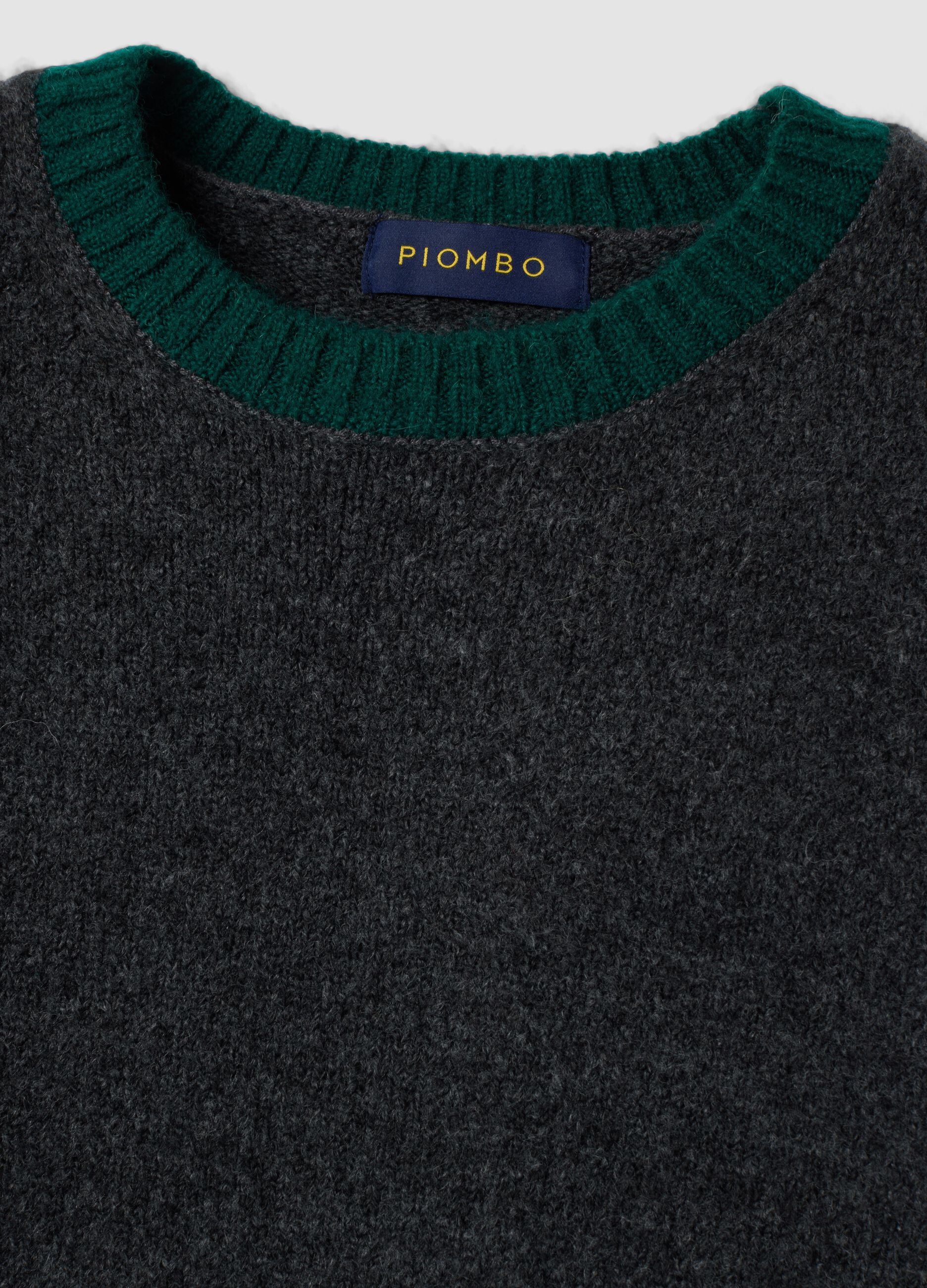 Dark grey crew-neck jumper in stretch wool and alpaca, regular fit