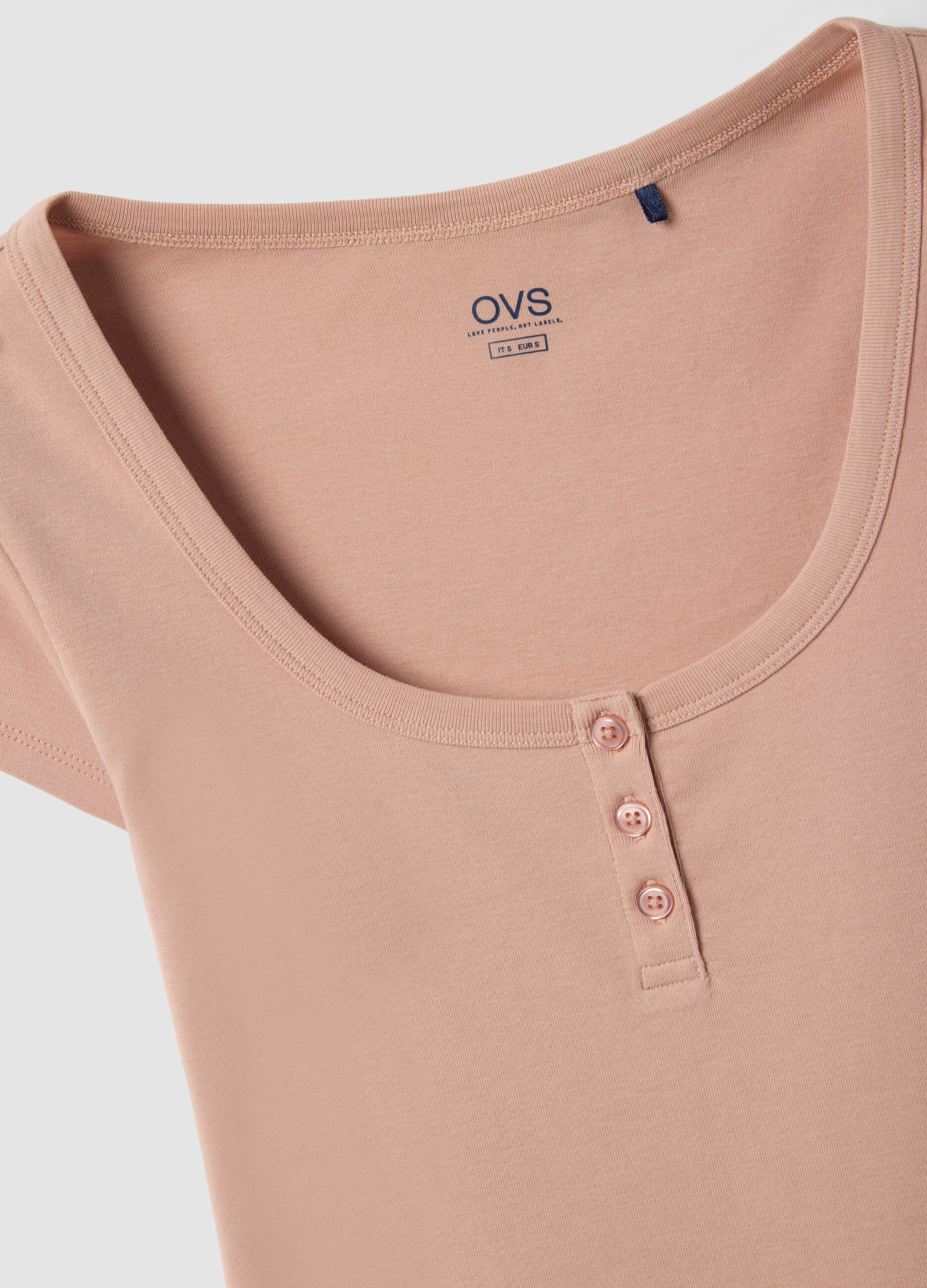 Pink pure cotton regular fit T-shirt with deep serafino neckline