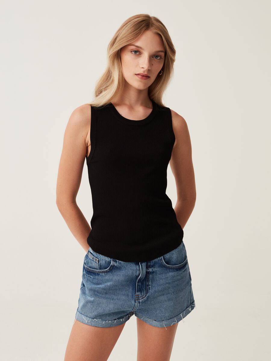 Ribbed tank top with round neckline_1