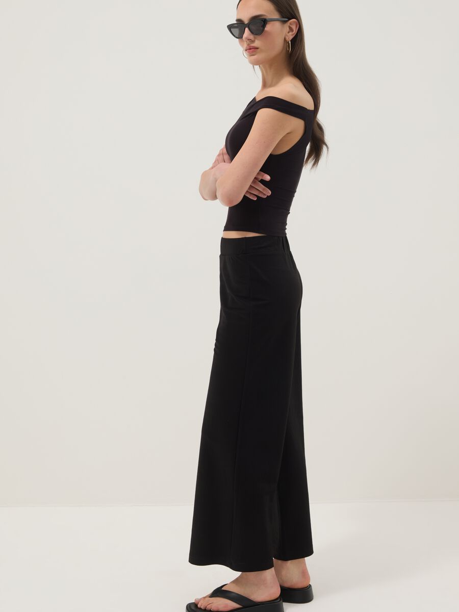 Black viscose-blend culotte trousers_0
