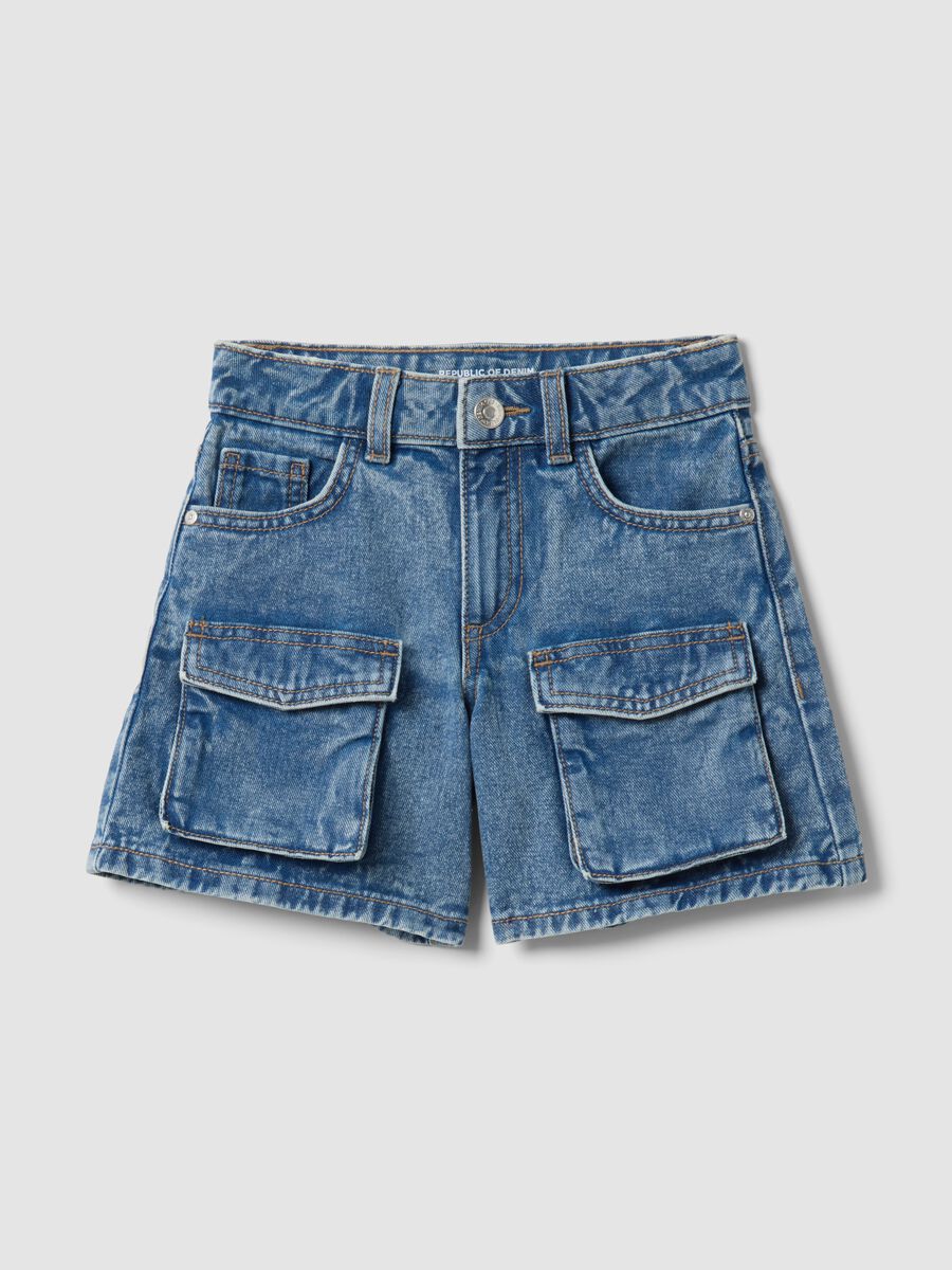 Girls&rsquo; blue denim cotton cargo shorts with wide-leg fit_0
