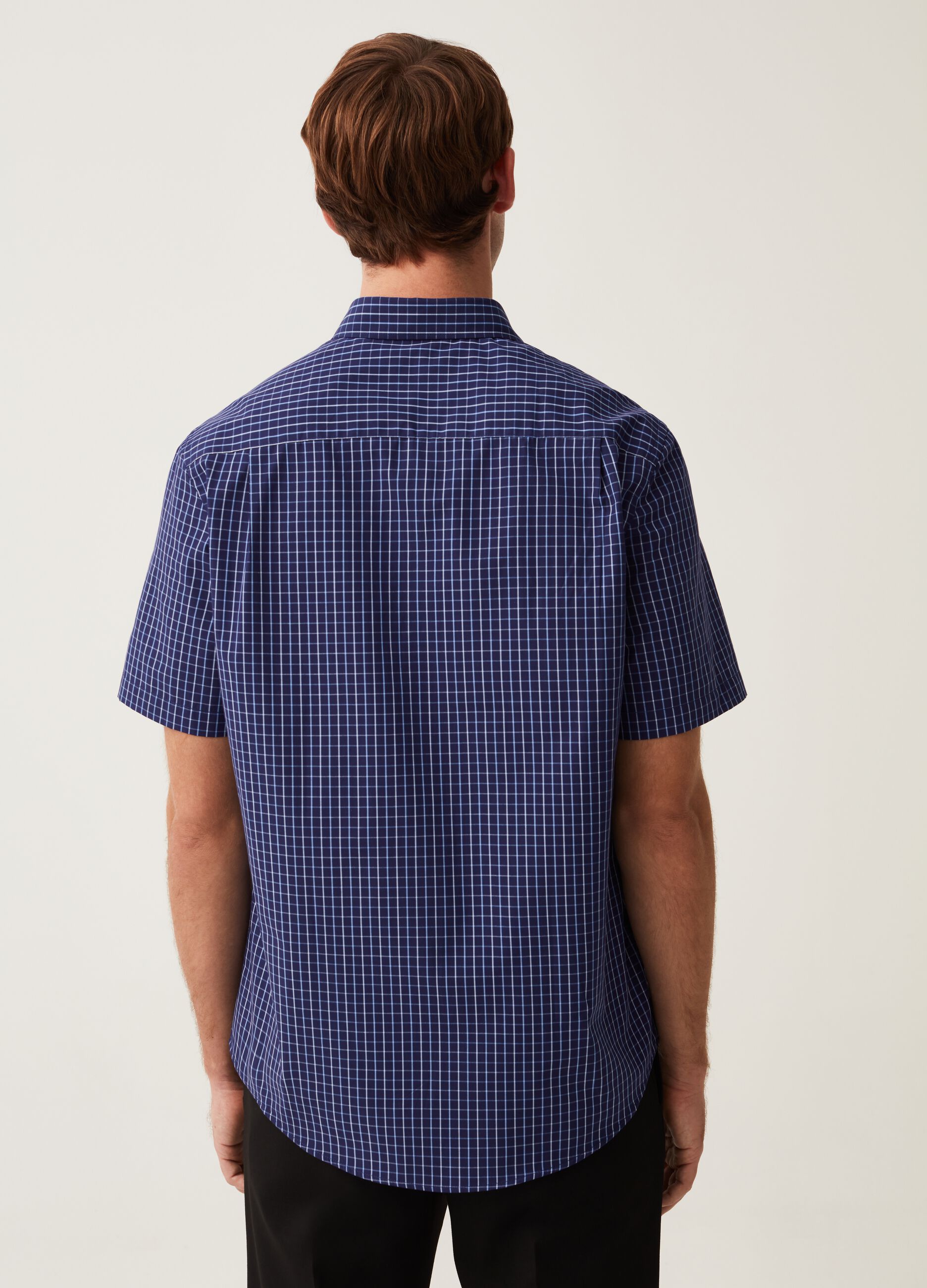 Short-sleeved easy-iron check shirt