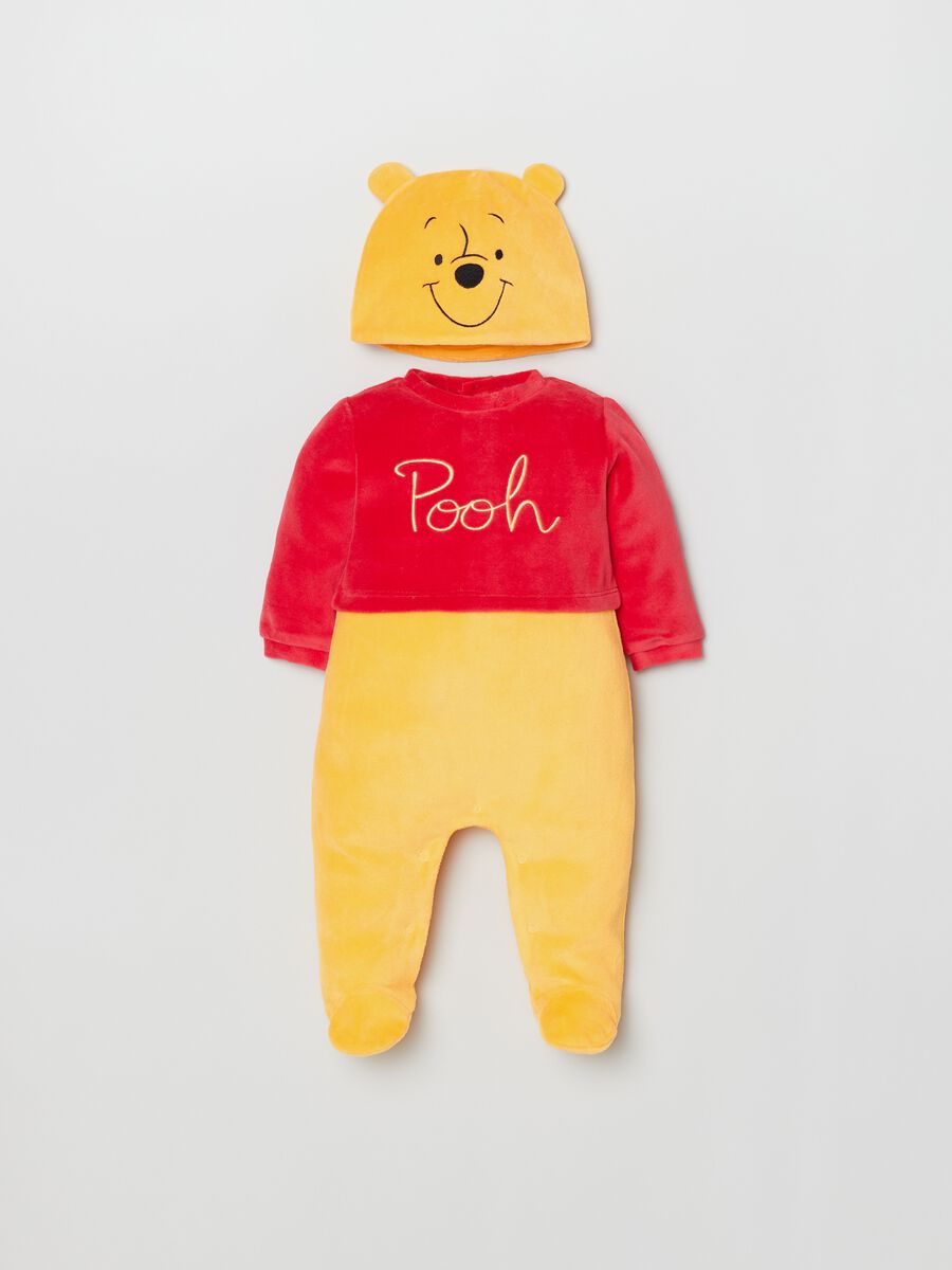 Winnie the Pooh onesie and beanie hat set_0