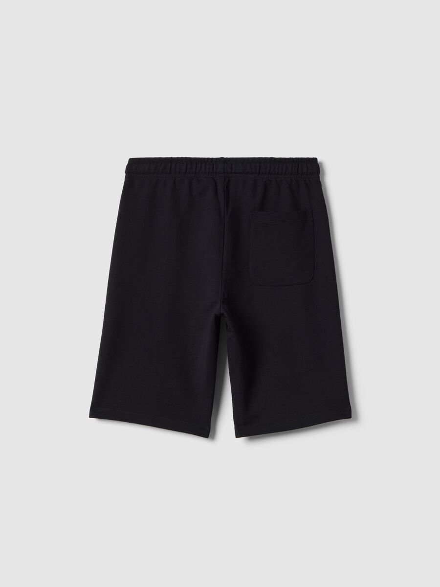 Cal&ccedil;&otilde;es pretos de algod&atilde;o puro para rapaz, corte regular_1