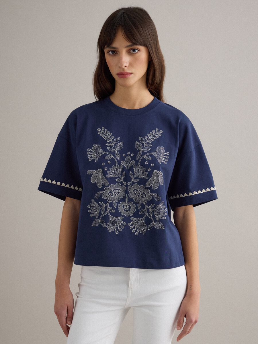 Blue boxy fit pure cotton T-shirt with embroidery_1