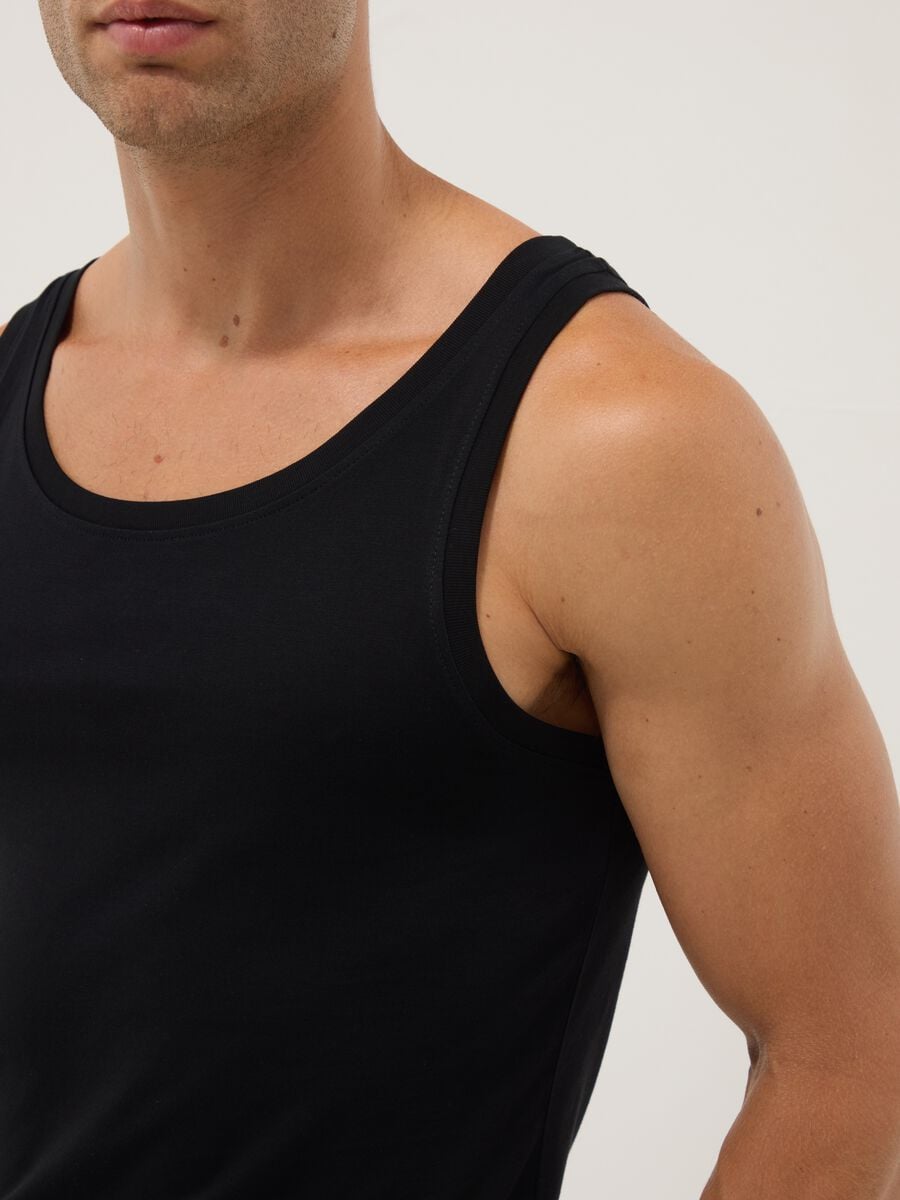 Black Supima cotton vest top, regular fit_3