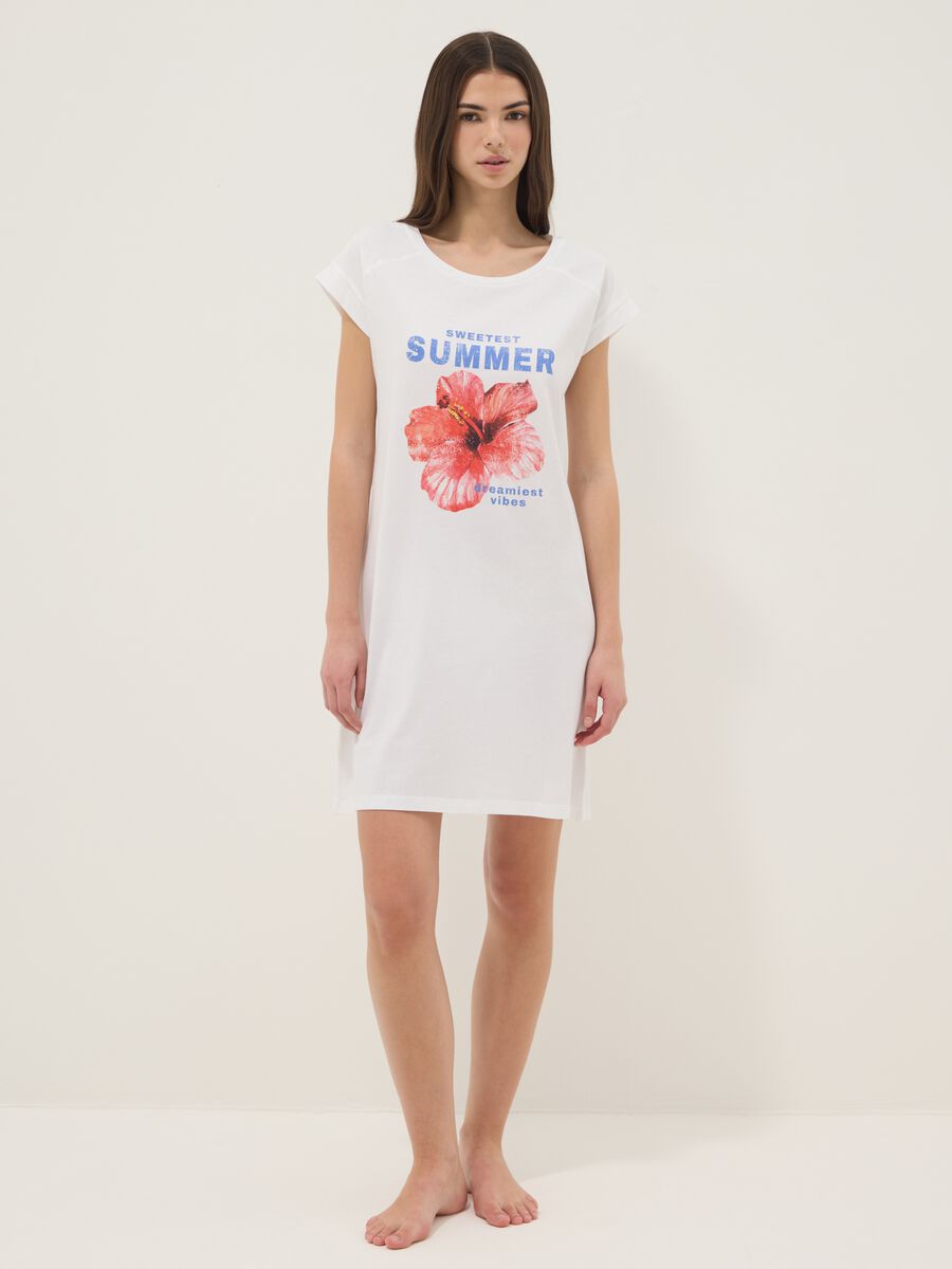 Wei&szlig;es Nachthemd aus reiner Bio-Baumwolle im Regular Fit mit Blumenprint_0