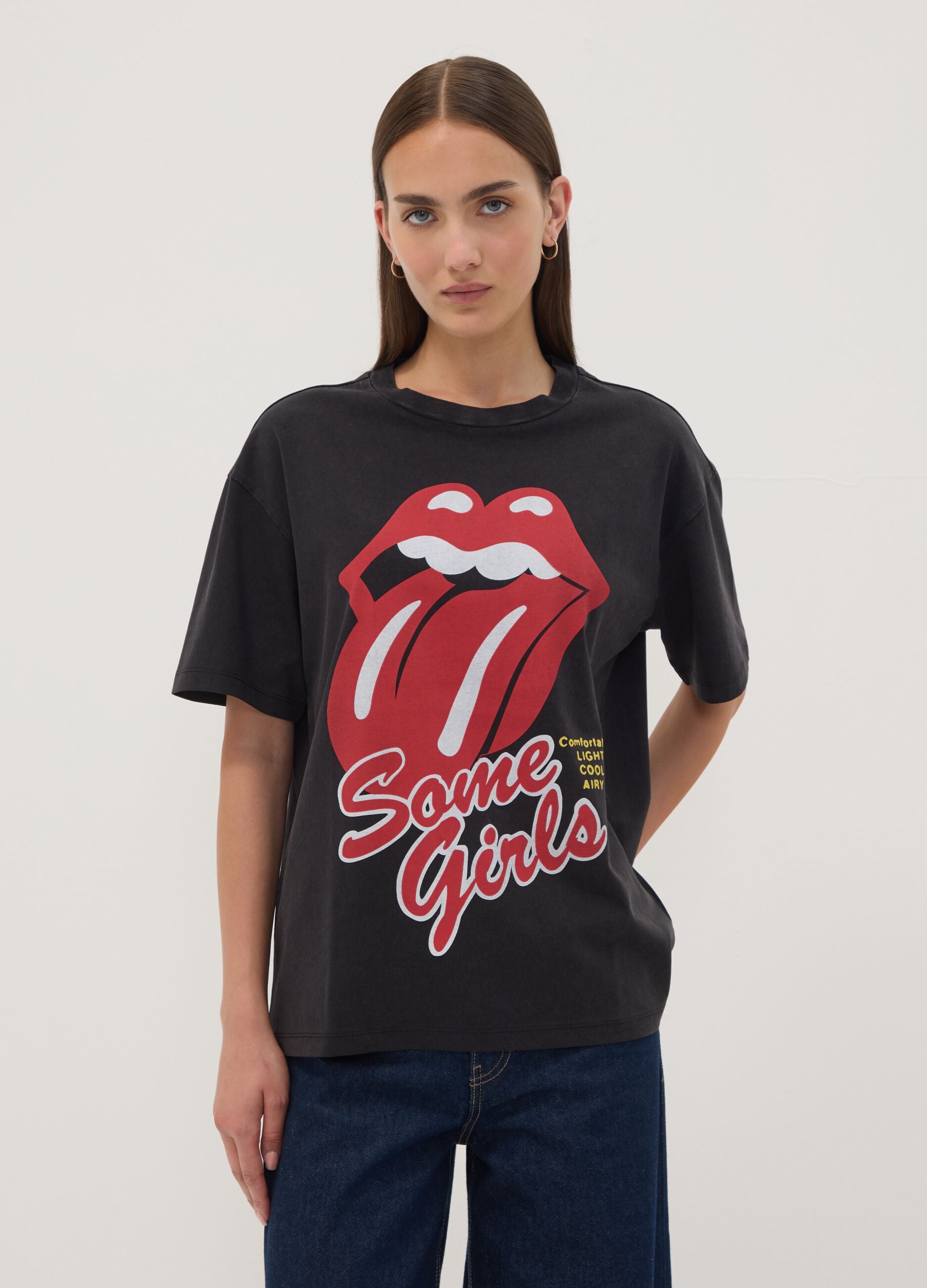 &Mu;&alpha;ύ&rho;&omicron; T-shirt &alpha;&pi;ό 100% &beta;&alpha;&mu;&beta;ά&kappa;&iota; &mu;&epsilon; &sigma;&tau;ά&mu;&pi;&alpha; The Rolling Stones