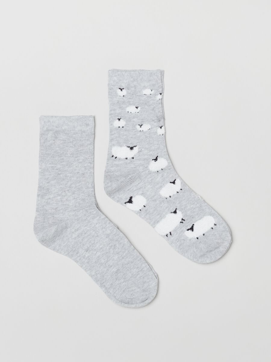 Two-pair pack stretch socks with design_0