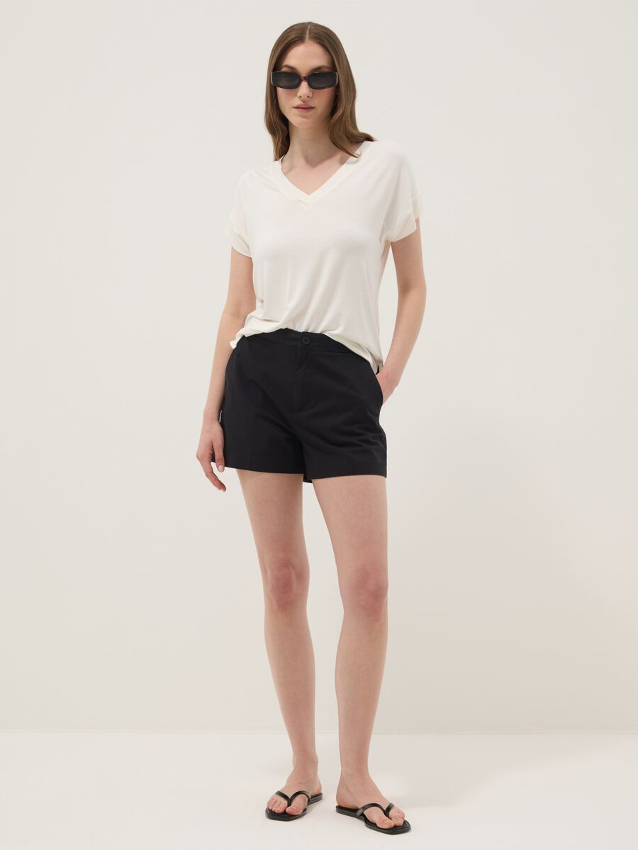Wei&szlig;es T-Shirt aus elastischer Viskose, Regular Fit_2