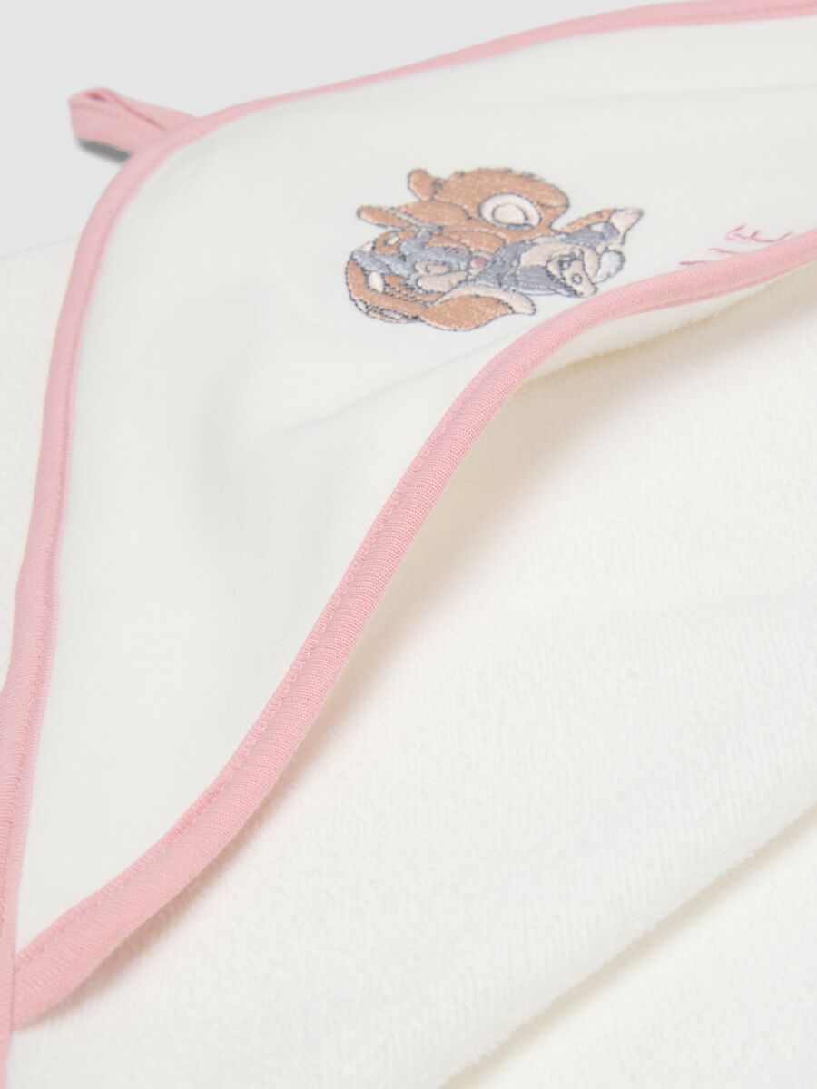 Accappatoio bianco in misto cotone organico con cappuccio e stampa Disney_2